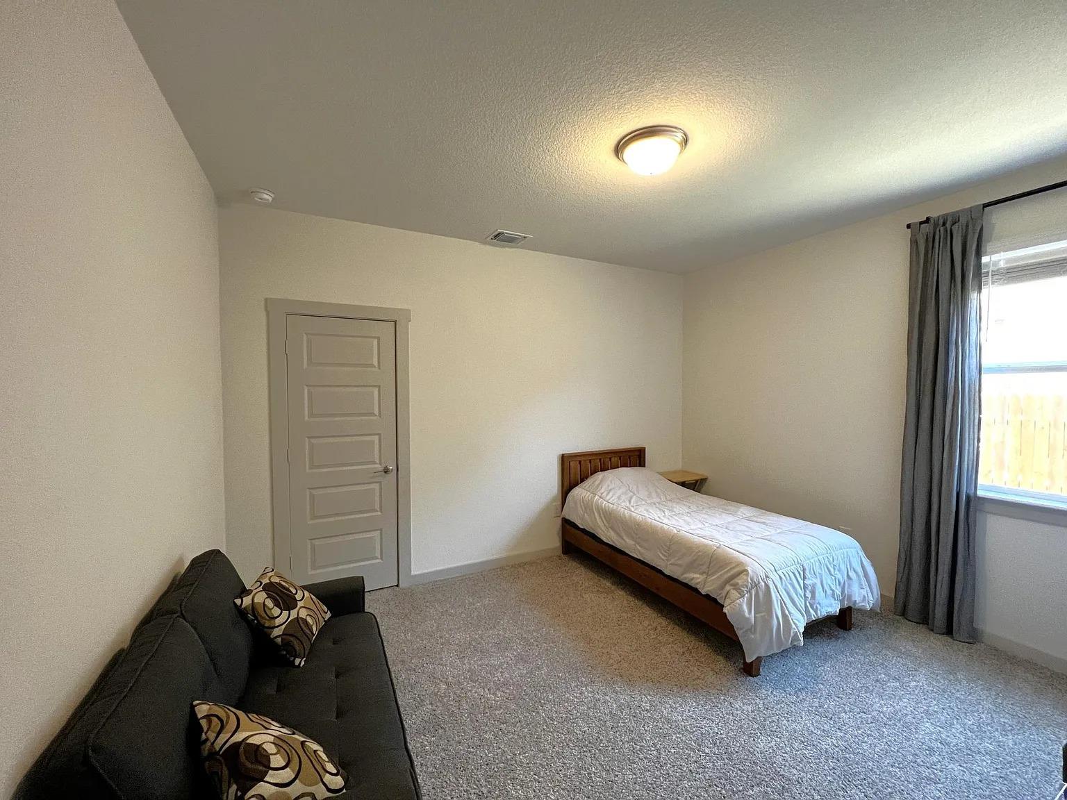 4613 Quarry Bank Dr Property Photo 12