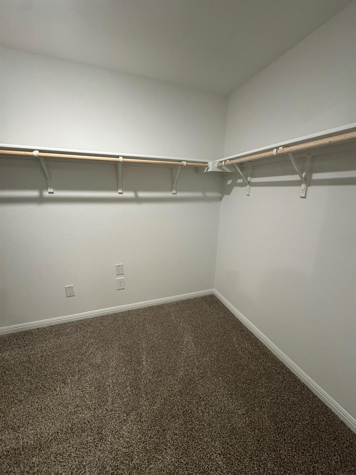 311 Yellowstone Dr Property Photo 23