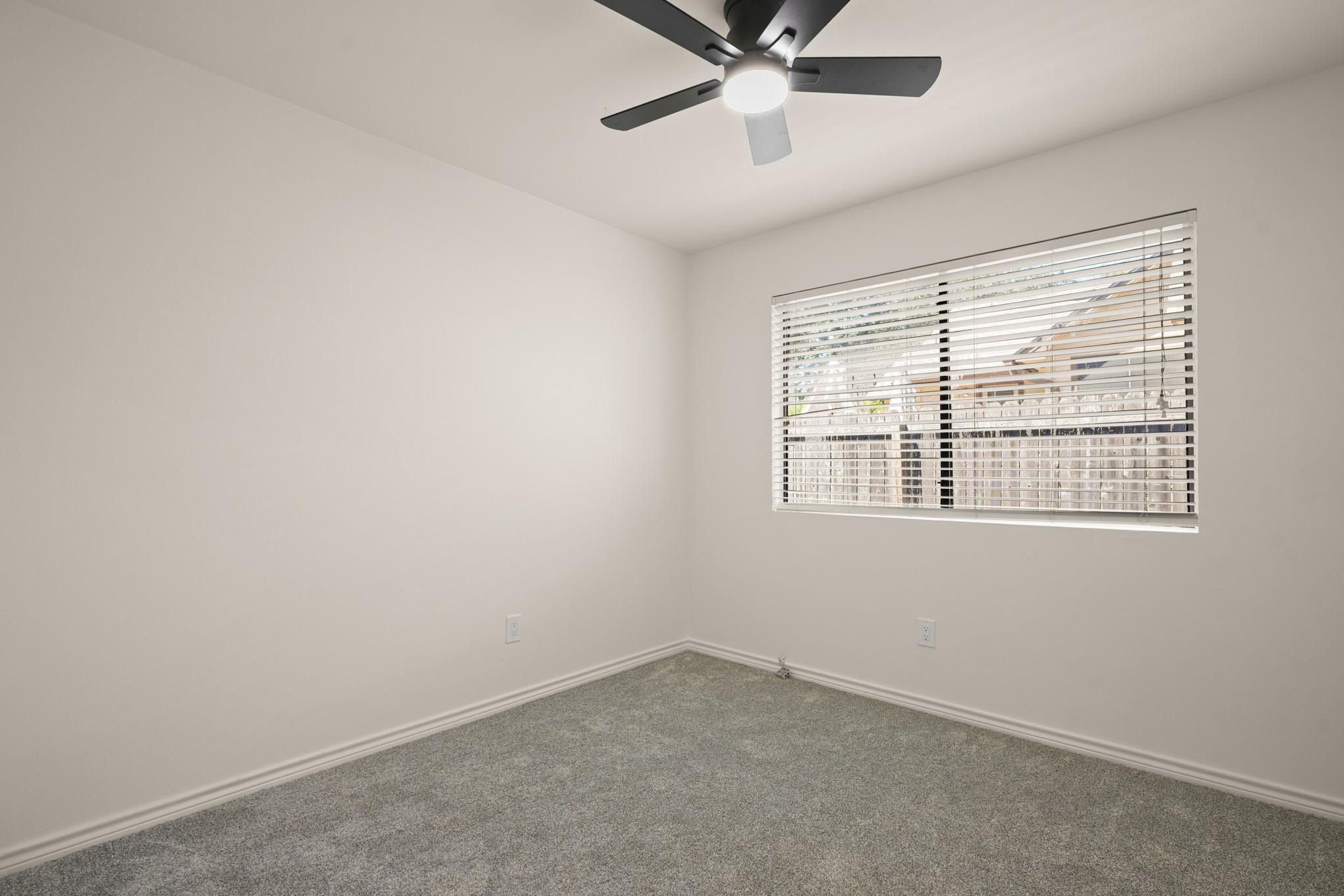 2107 Warfield Way Property Photo 23