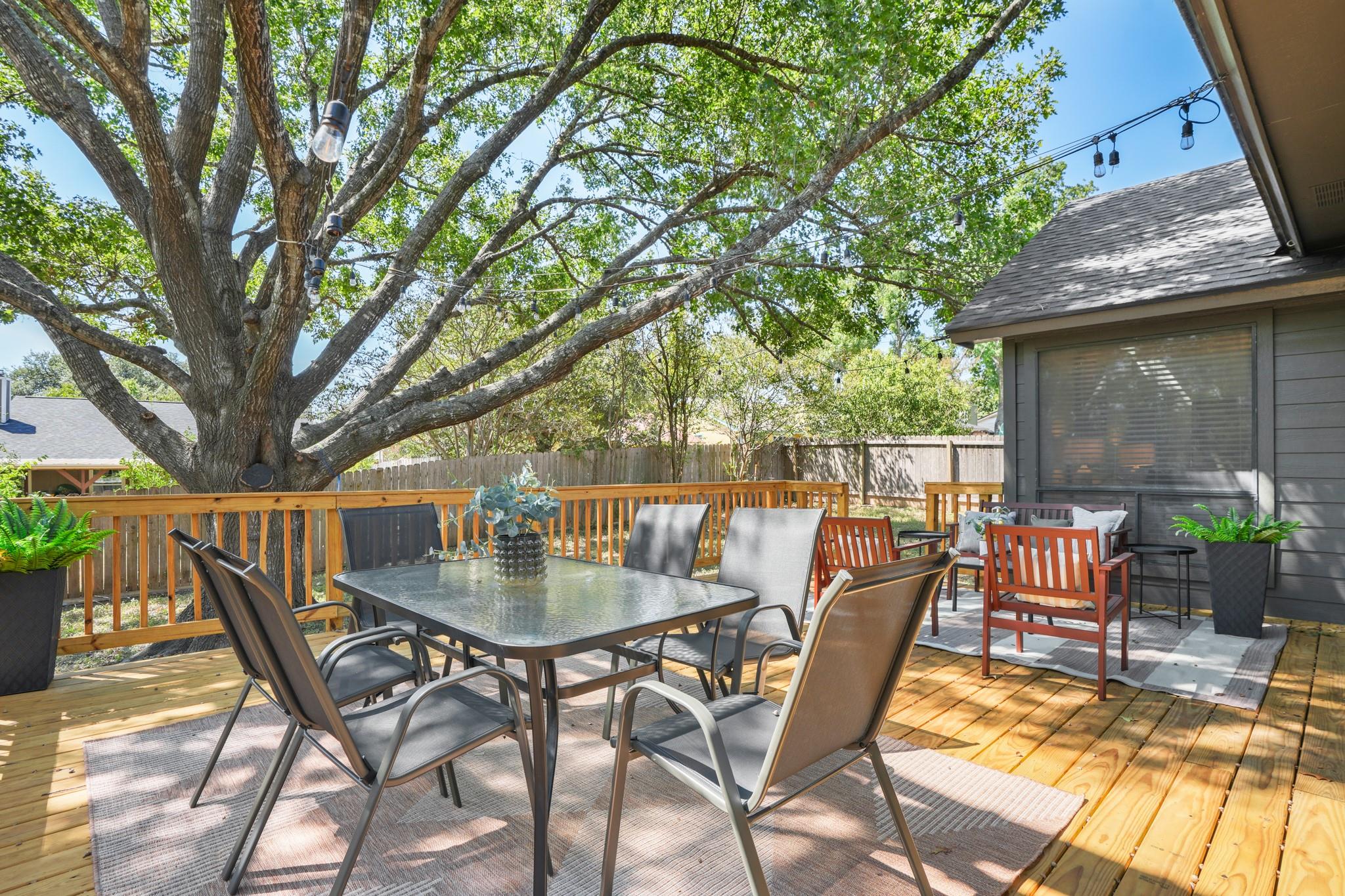 2107 Warfield Way Property Photo 25