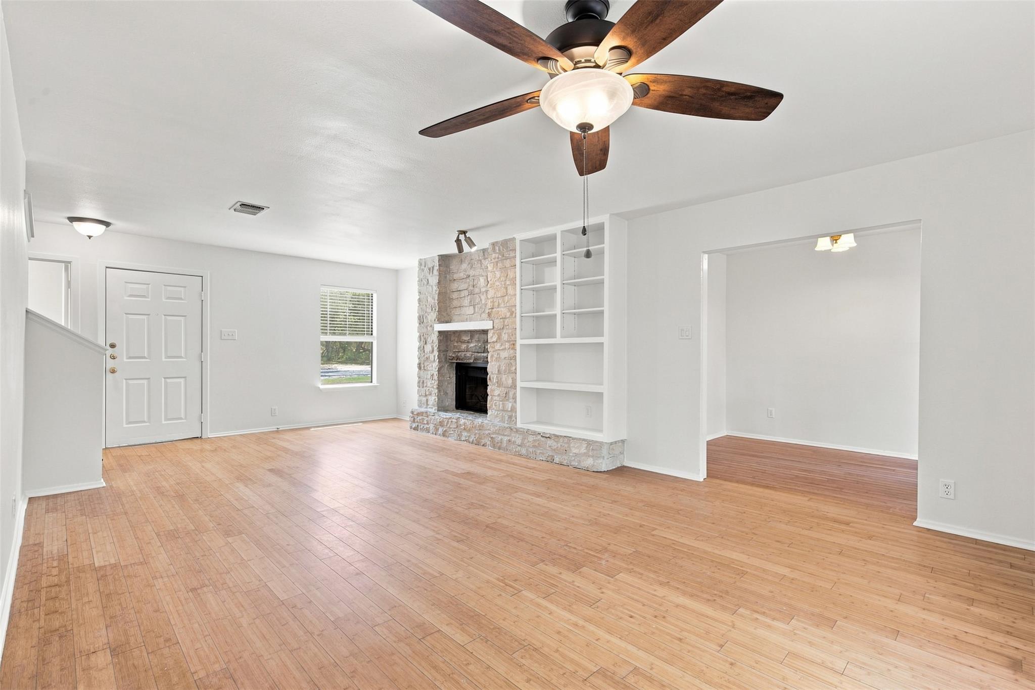 10010 Wildflower Ln #a Property Photo 7