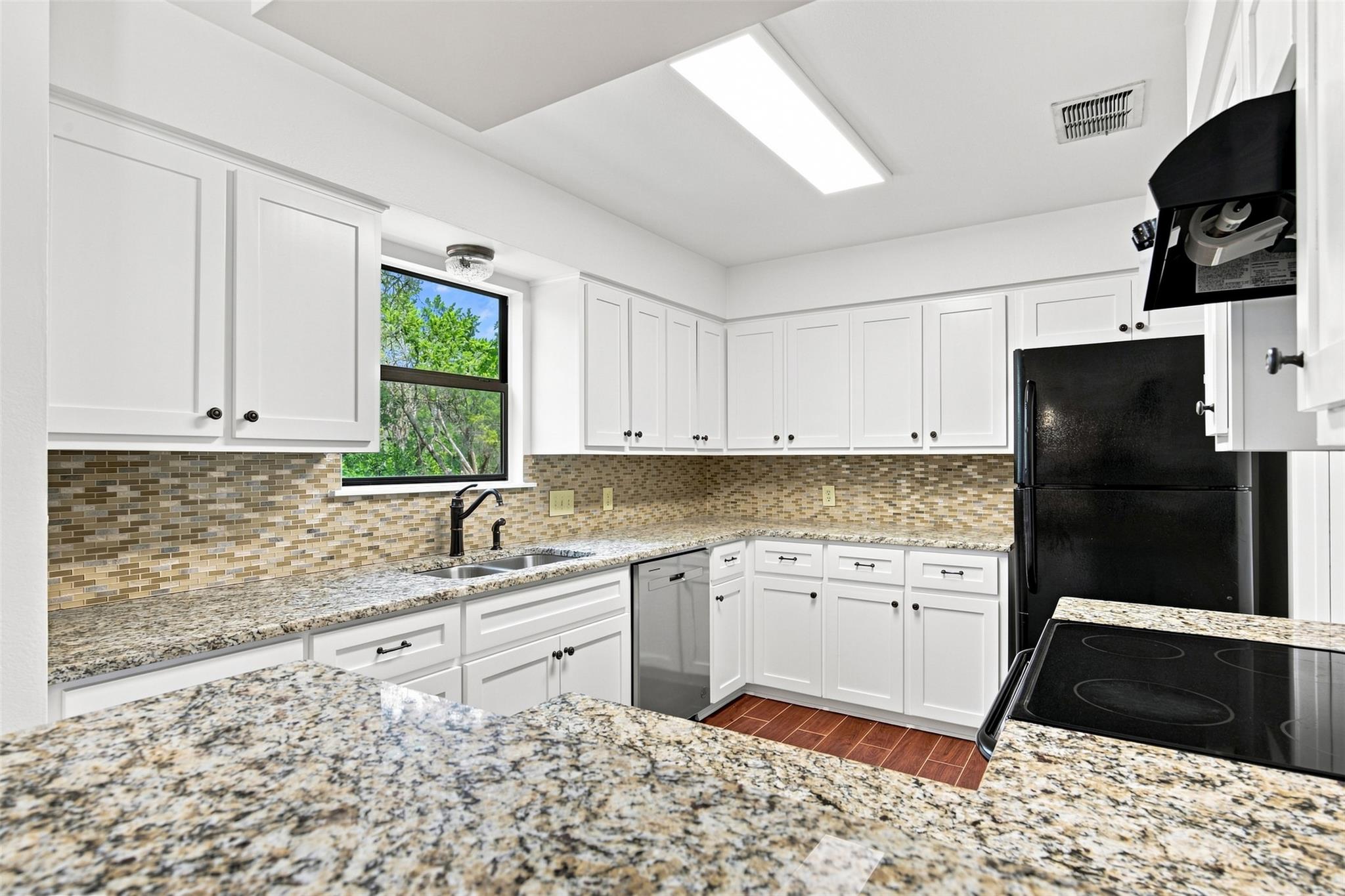 10010 Wildflower Ln #a Property Photo 10