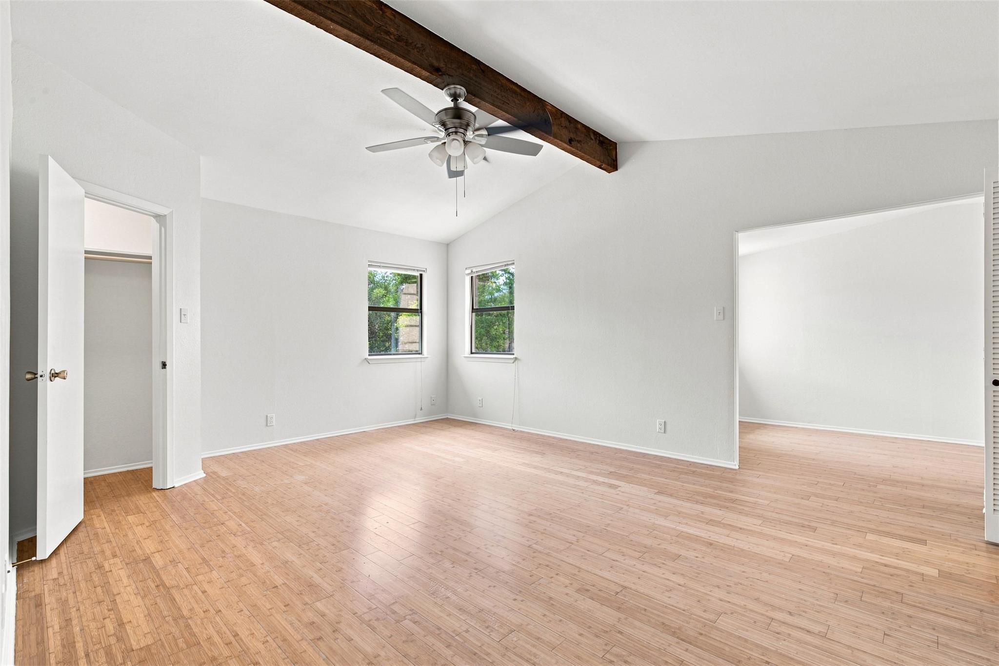 10010 Wildflower Ln #a Property Photo 17