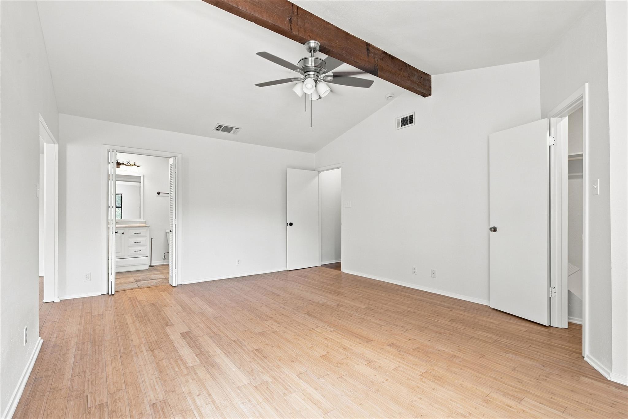 10010 Wildflower Ln #a Property Photo 18