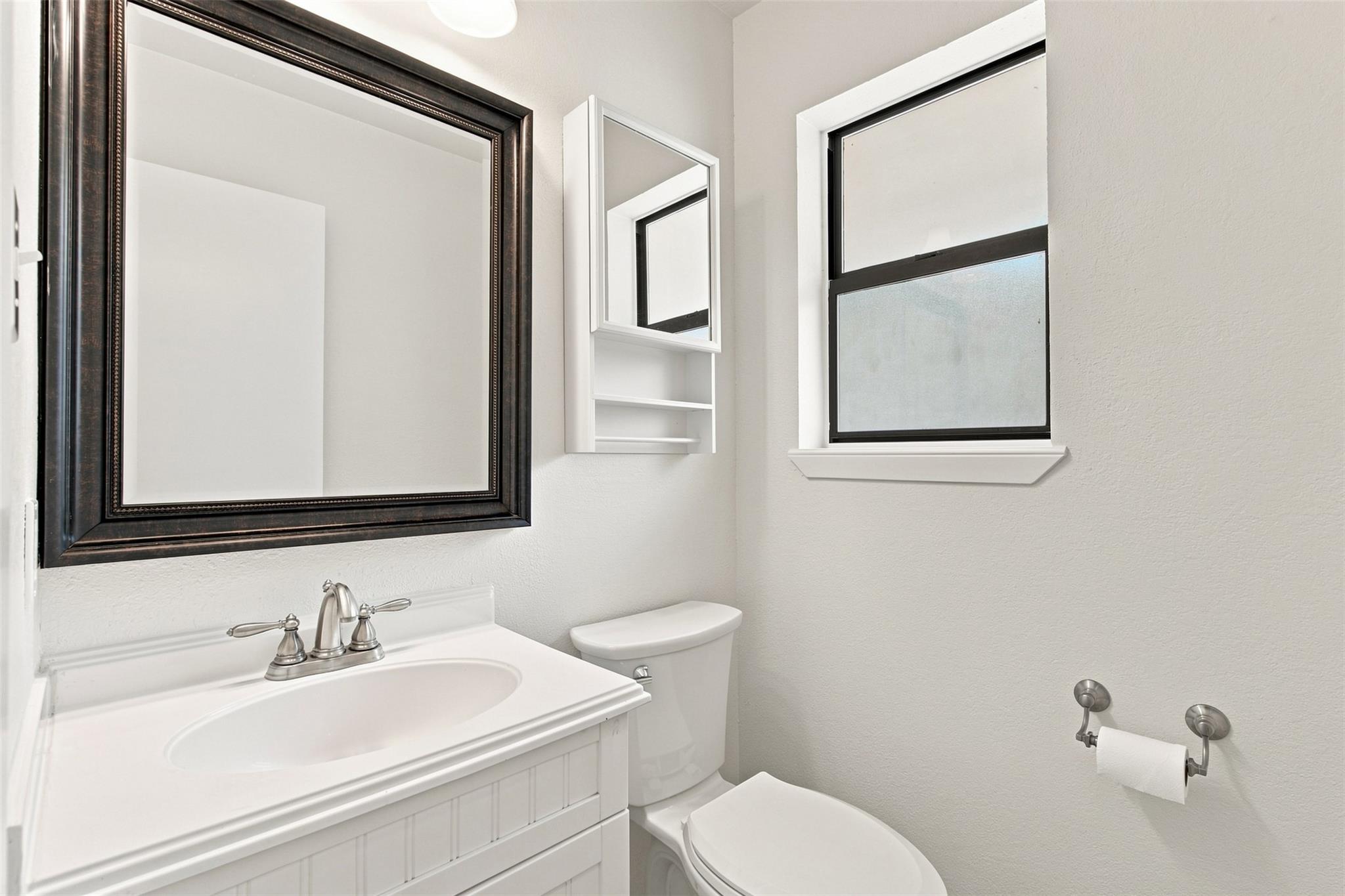 10010 Wildflower Ln #a Property Photo 19