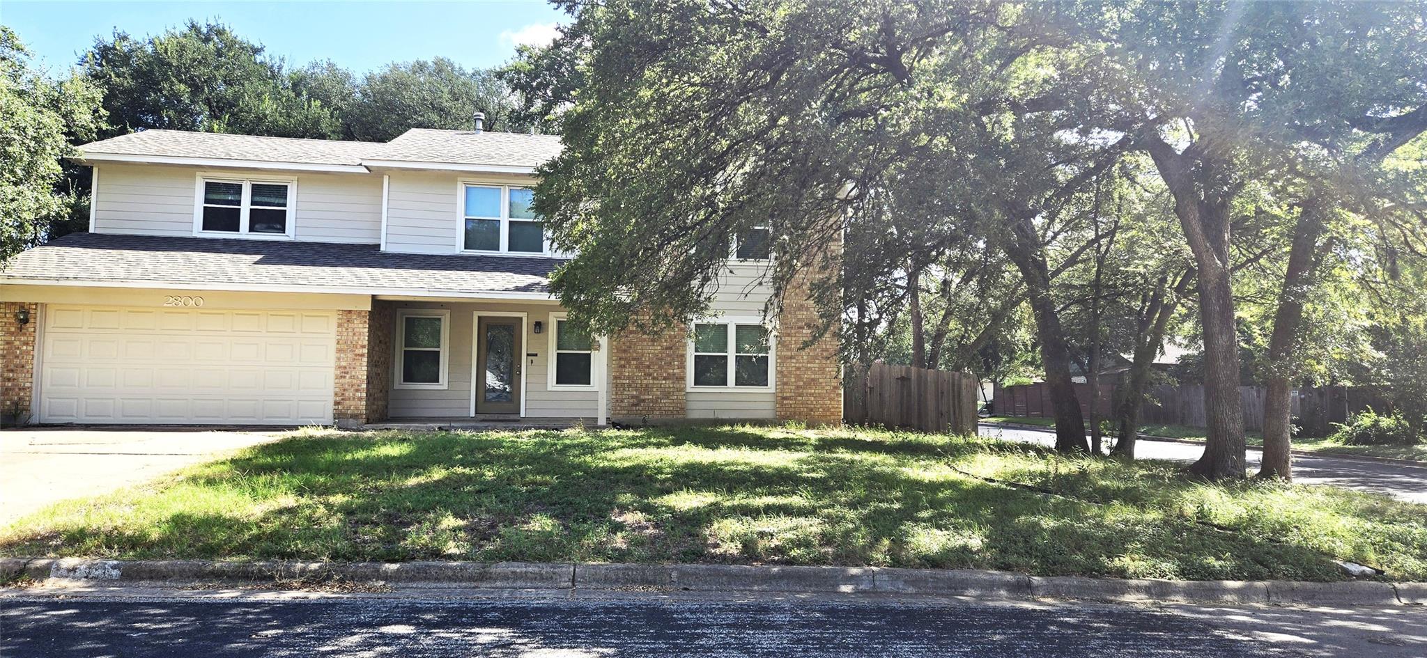 2800 Norfolk Dr Property Photo 1