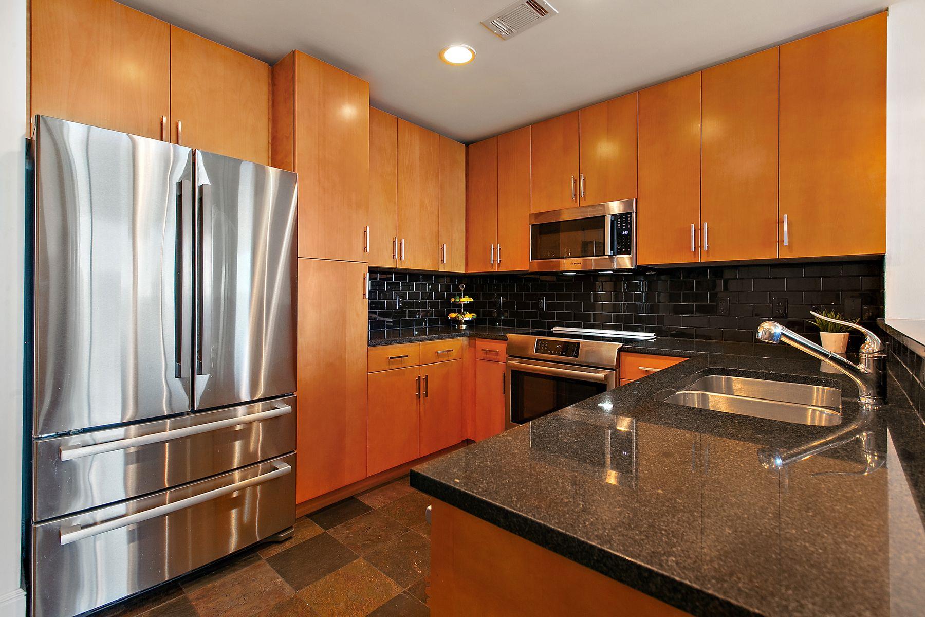 360 Nueces St #3605 Property Photo 4