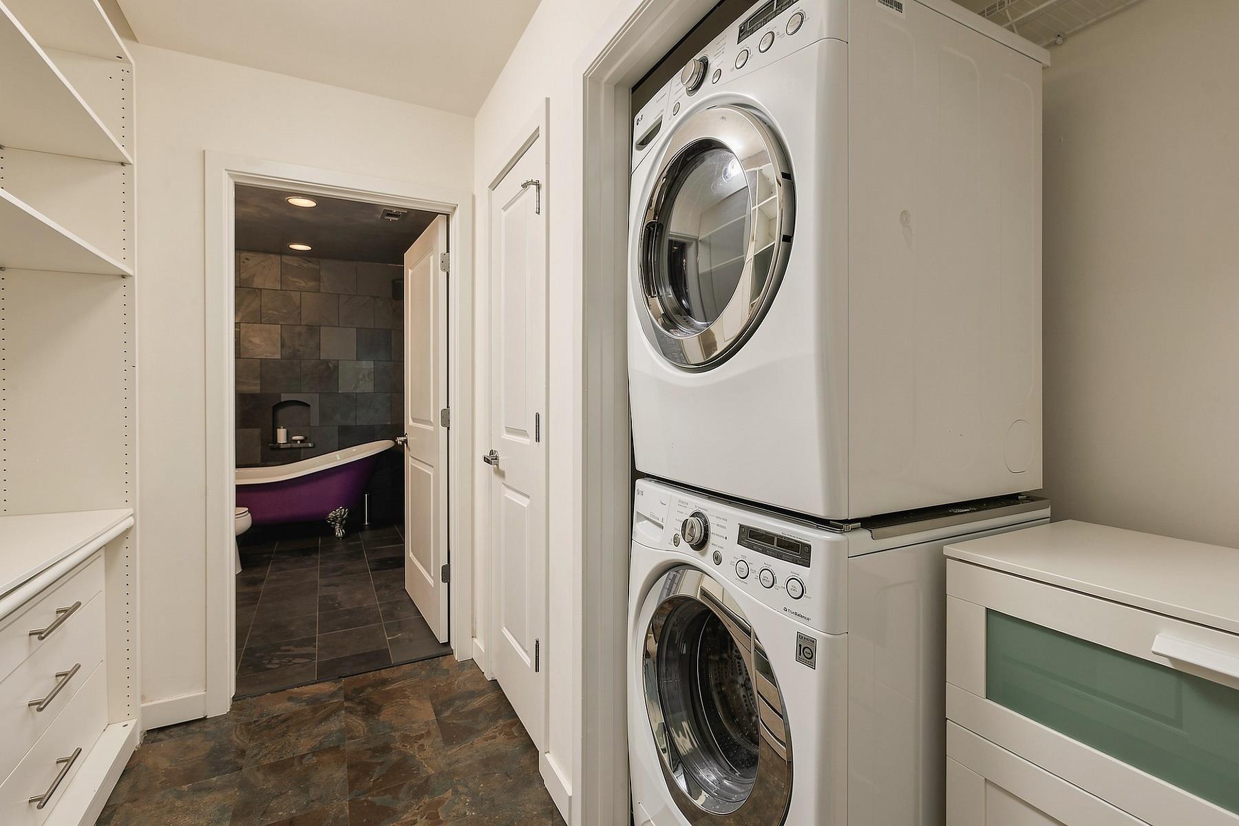 360 Nueces St #3605 Property Photo 11