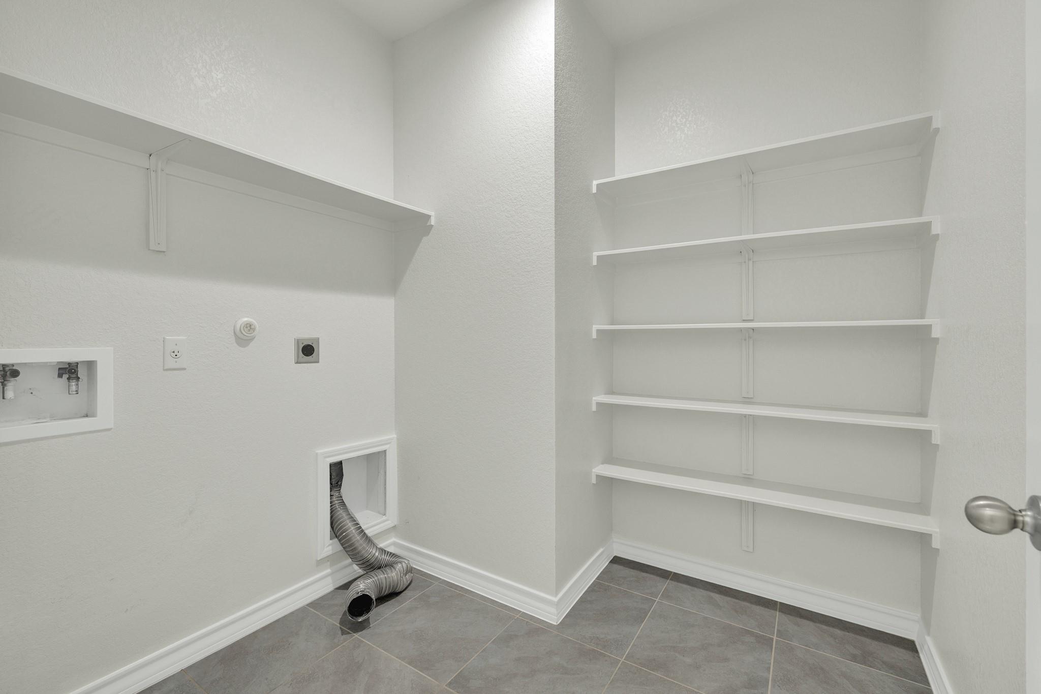216 Mary Max Cir Property Photo 23