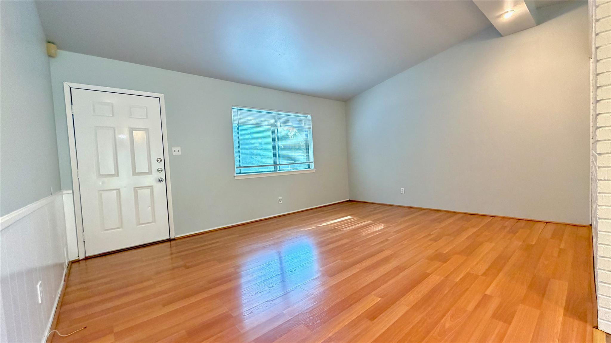 5213 Halmark Dr Property Photo 3
