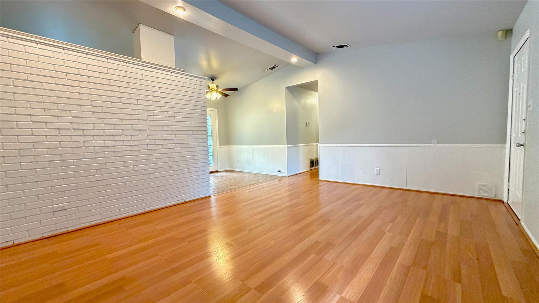 5213 Halmark Dr Property Photo 4