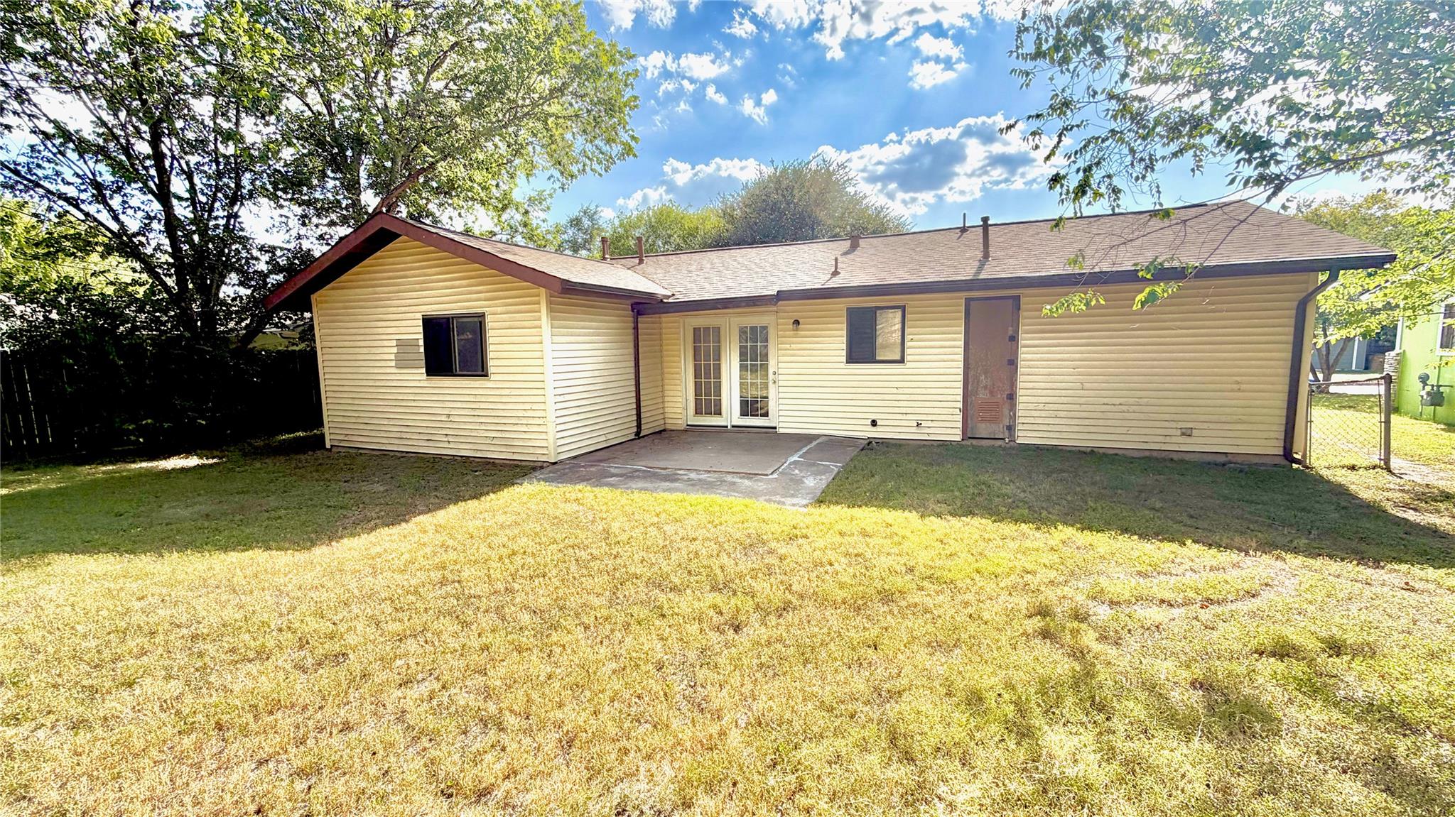 5213 Halmark Dr Property Photo 25