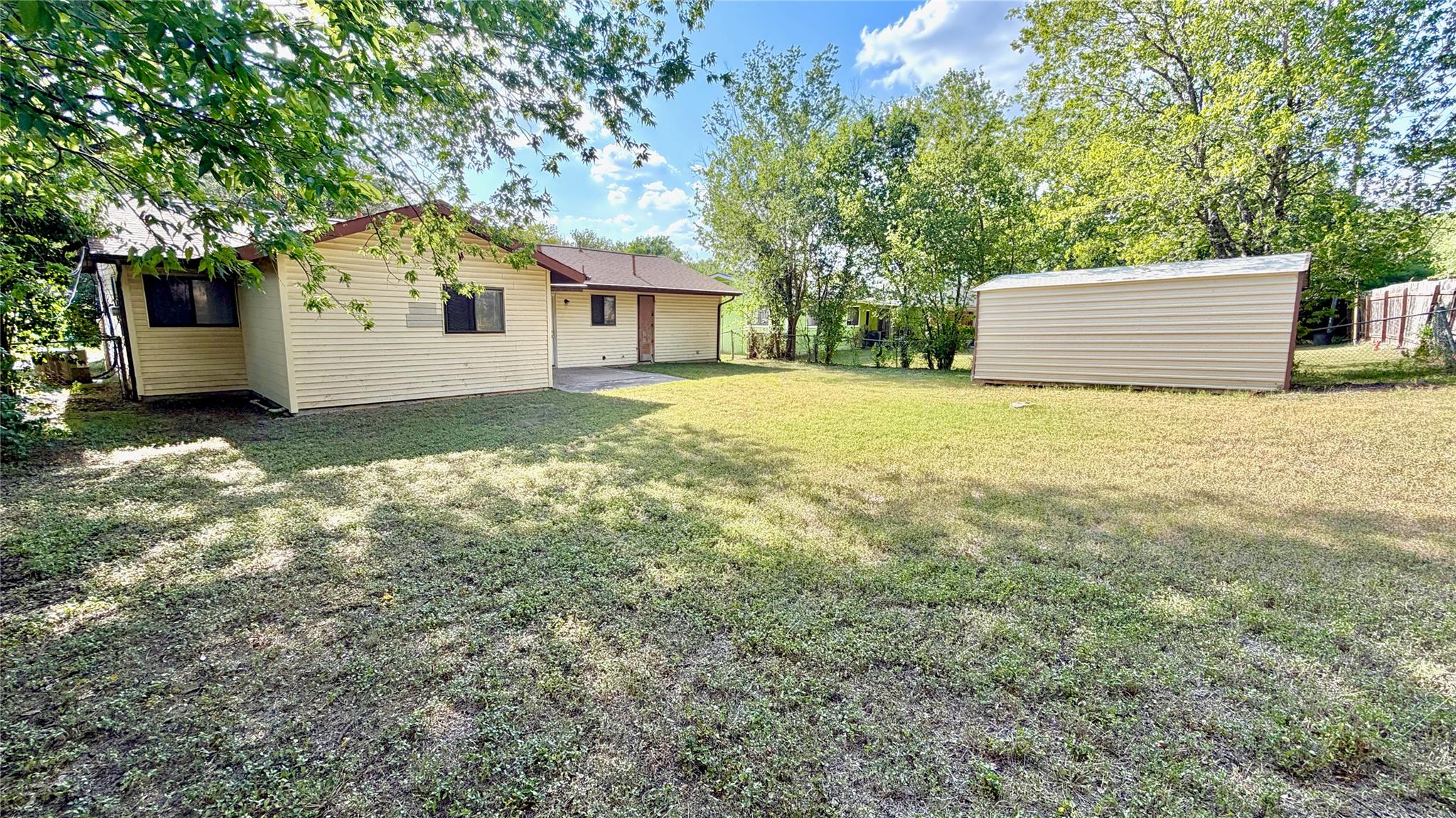 5213 Halmark Dr Property Photo 26
