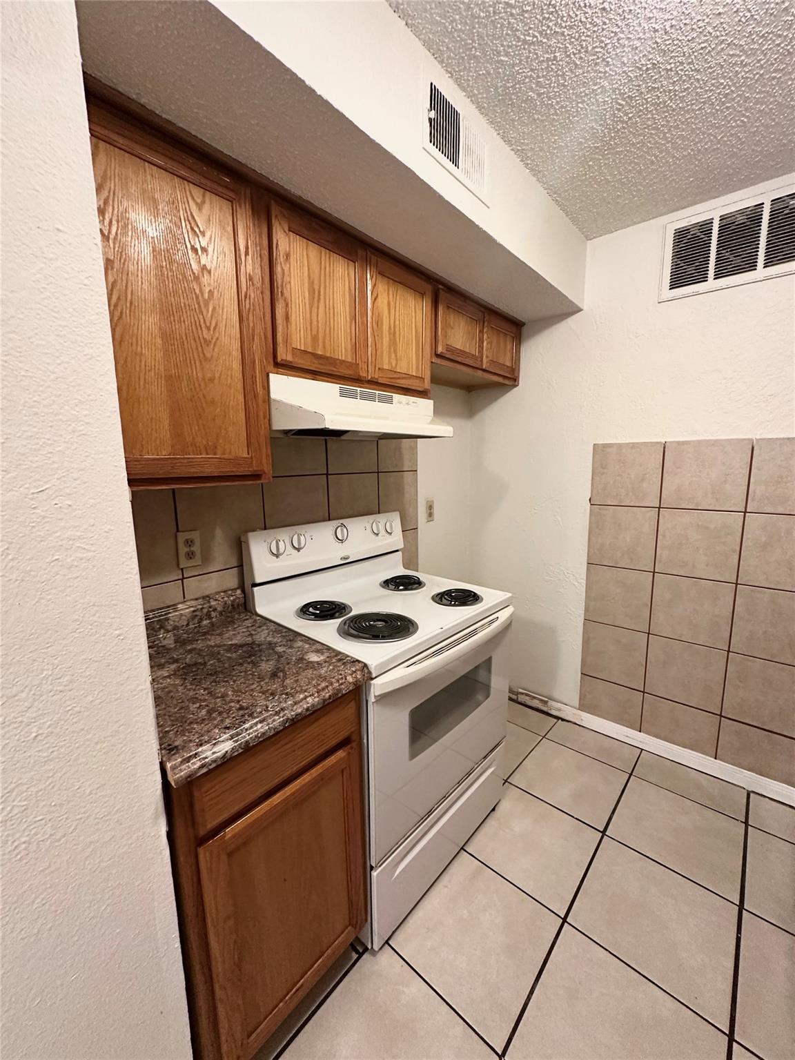 4322 Gillis St #206 Property Photo 10