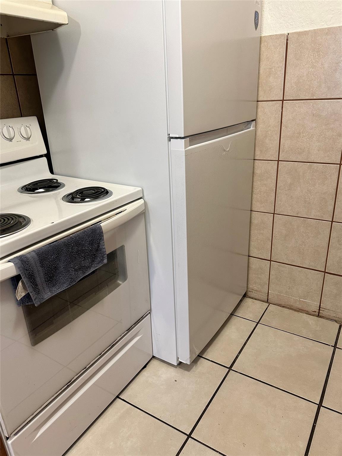 4322 Gillis St #206 Property Photo 34