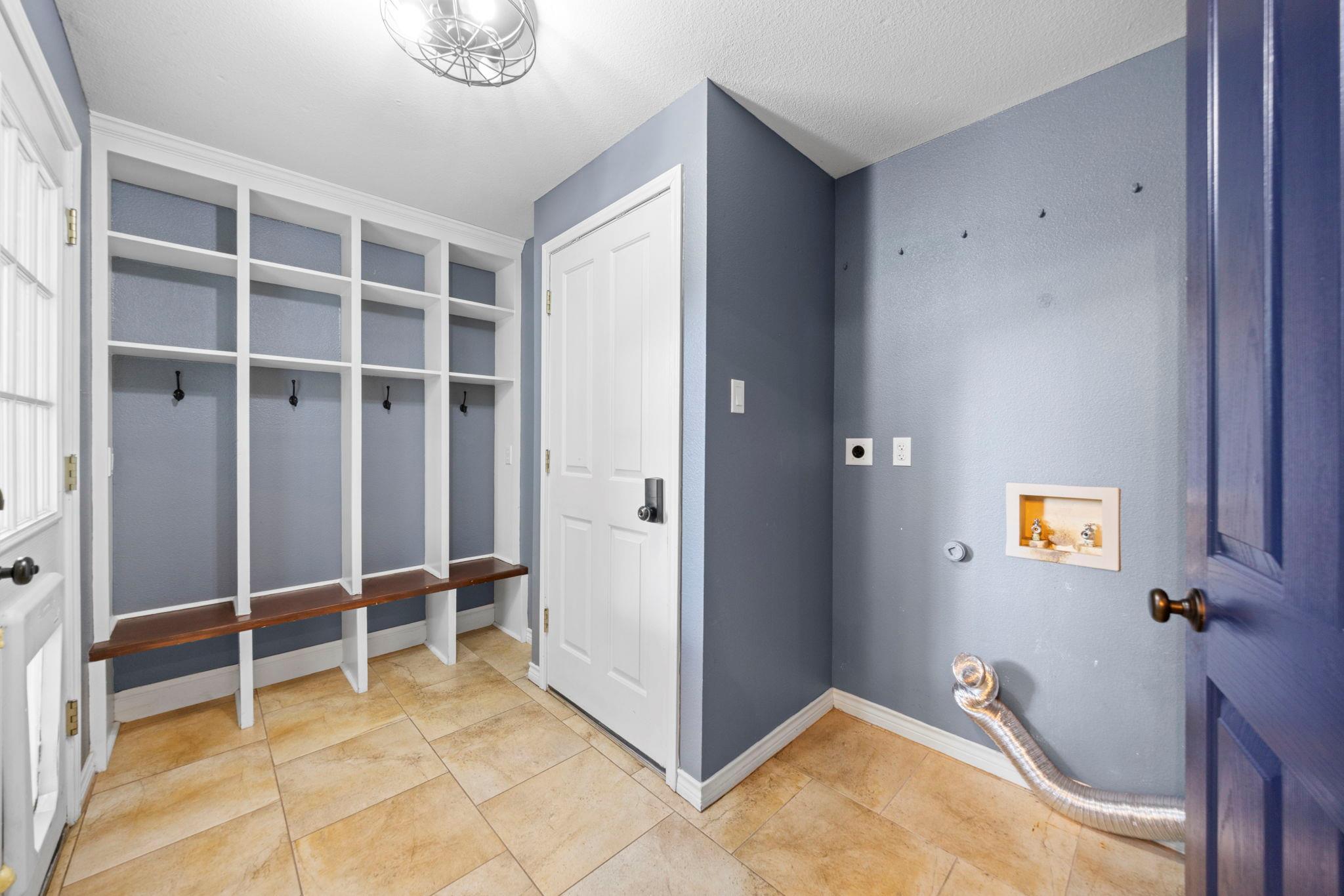 11025 Granbury Cv Property Photo 13