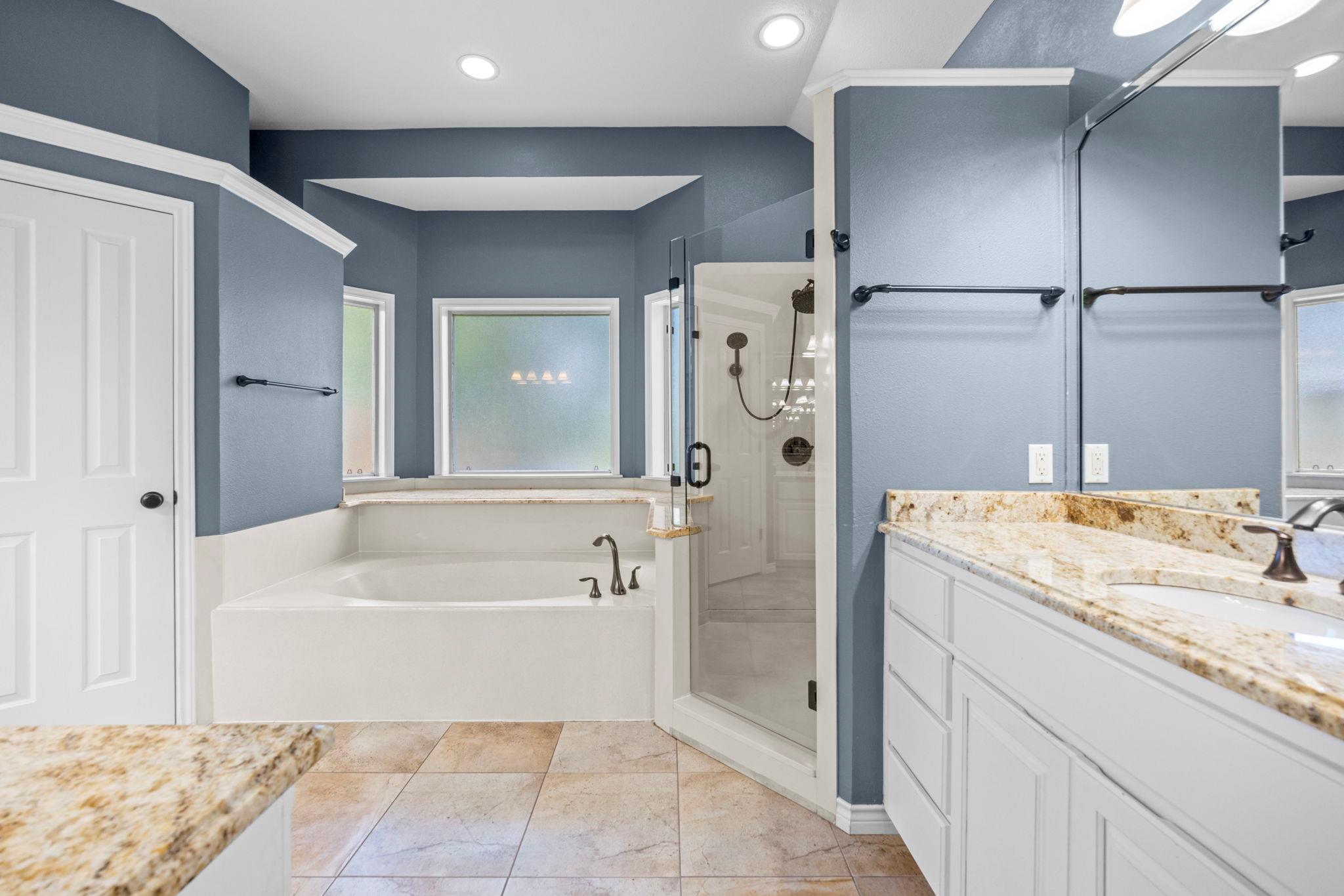 11025 Granbury Cv Property Photo 15