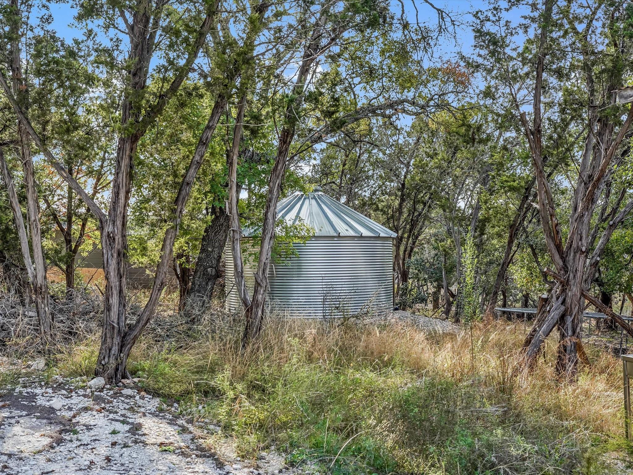2120 Sandy Point Rd Property Photo 4