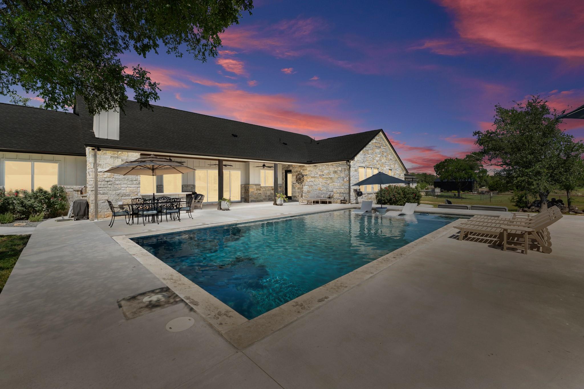 209 Esperanza Petal Pass Property Photo 33