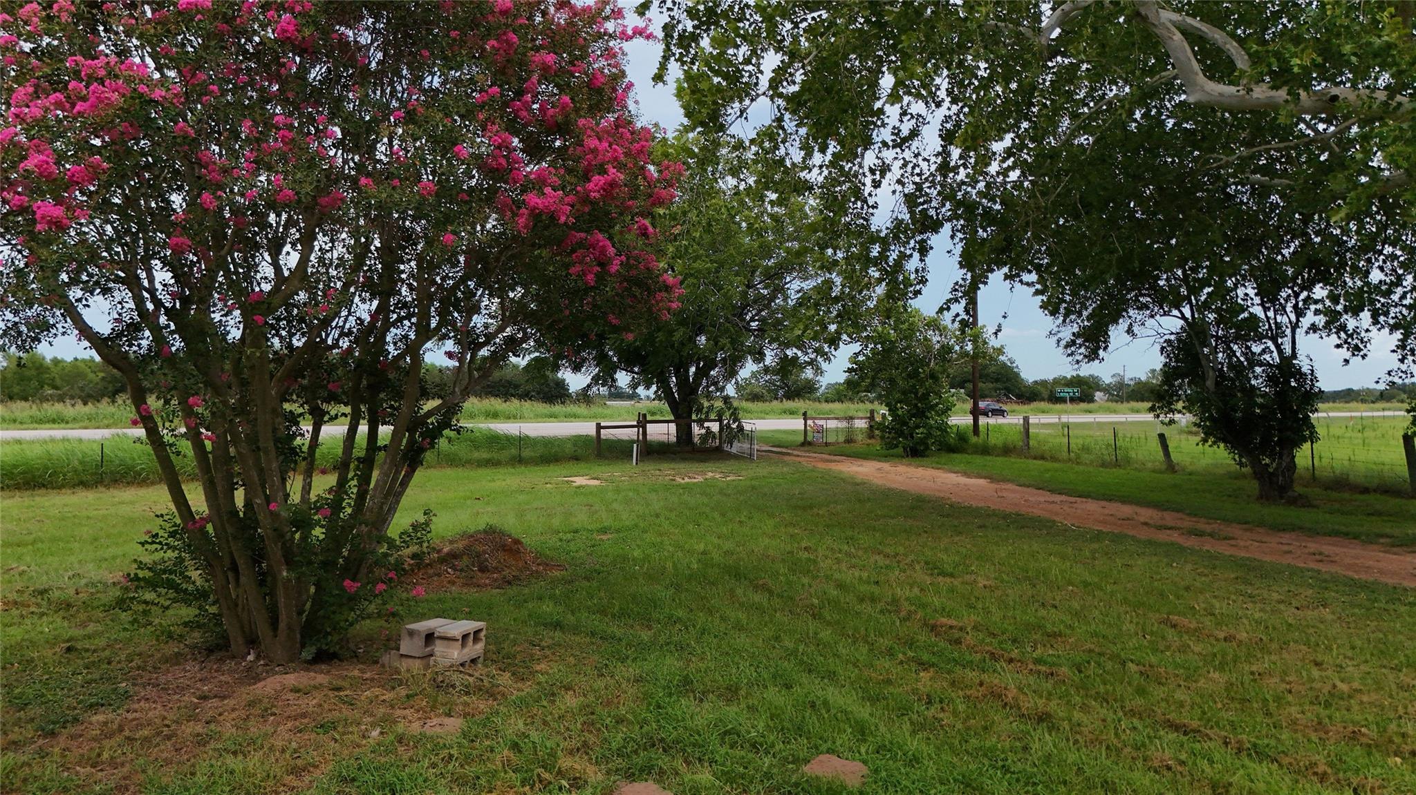 Property Photo 23