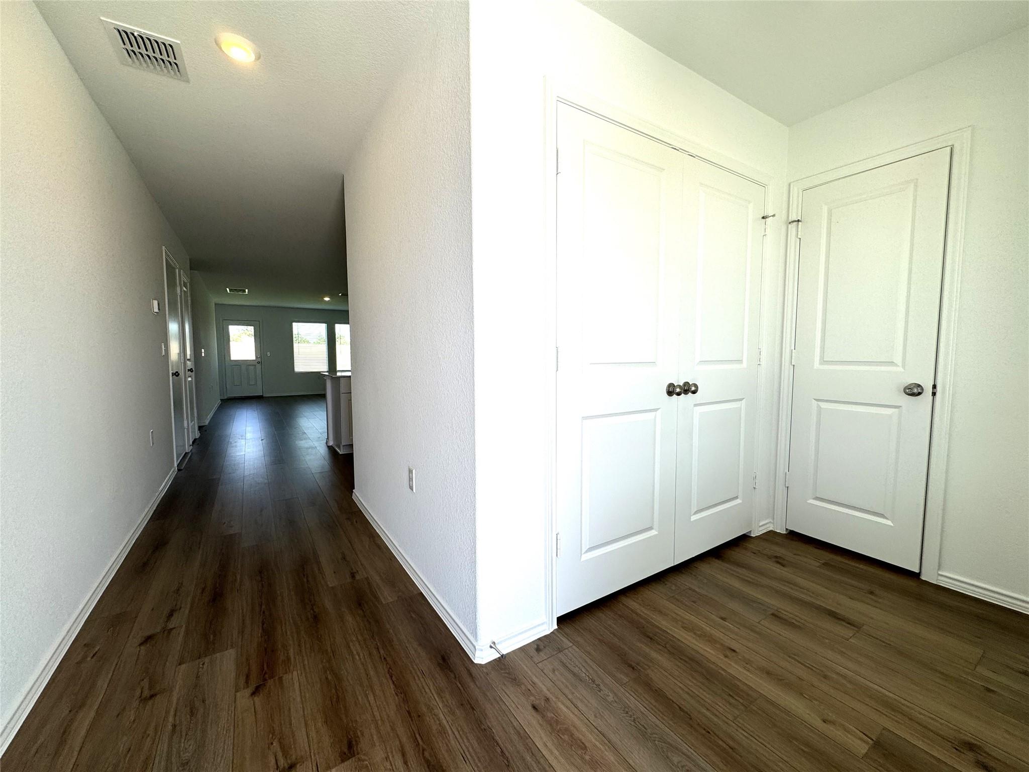 2720 Schwartz Ln Property Photo 5