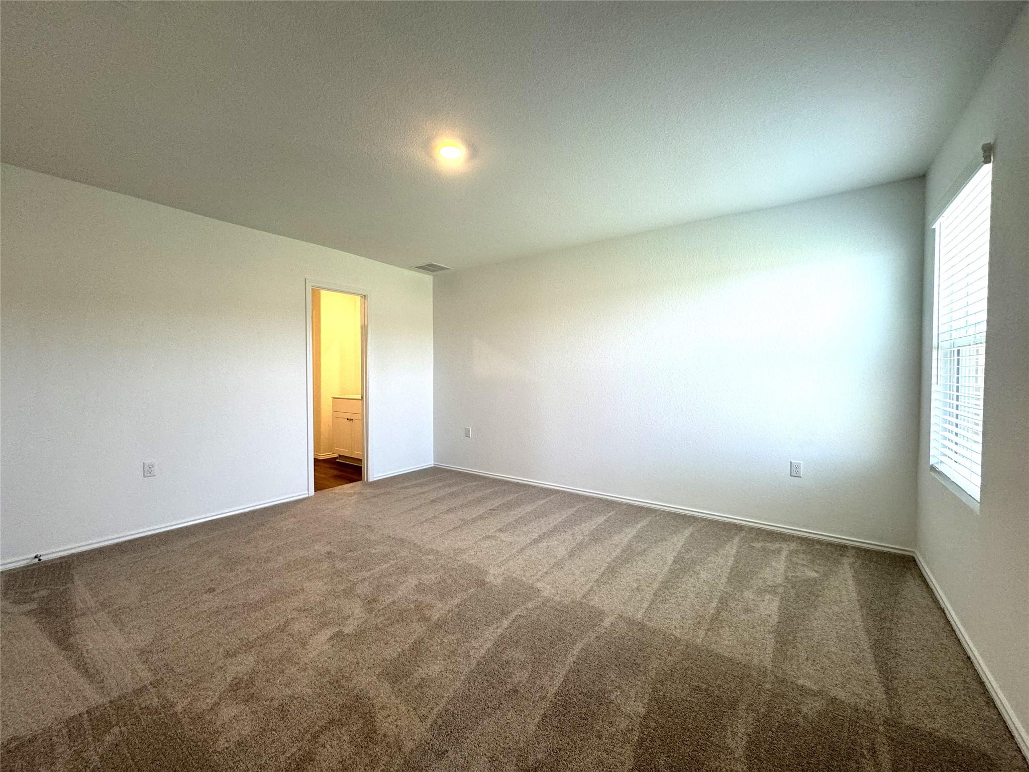 2720 Schwartz Ln Property Photo 6