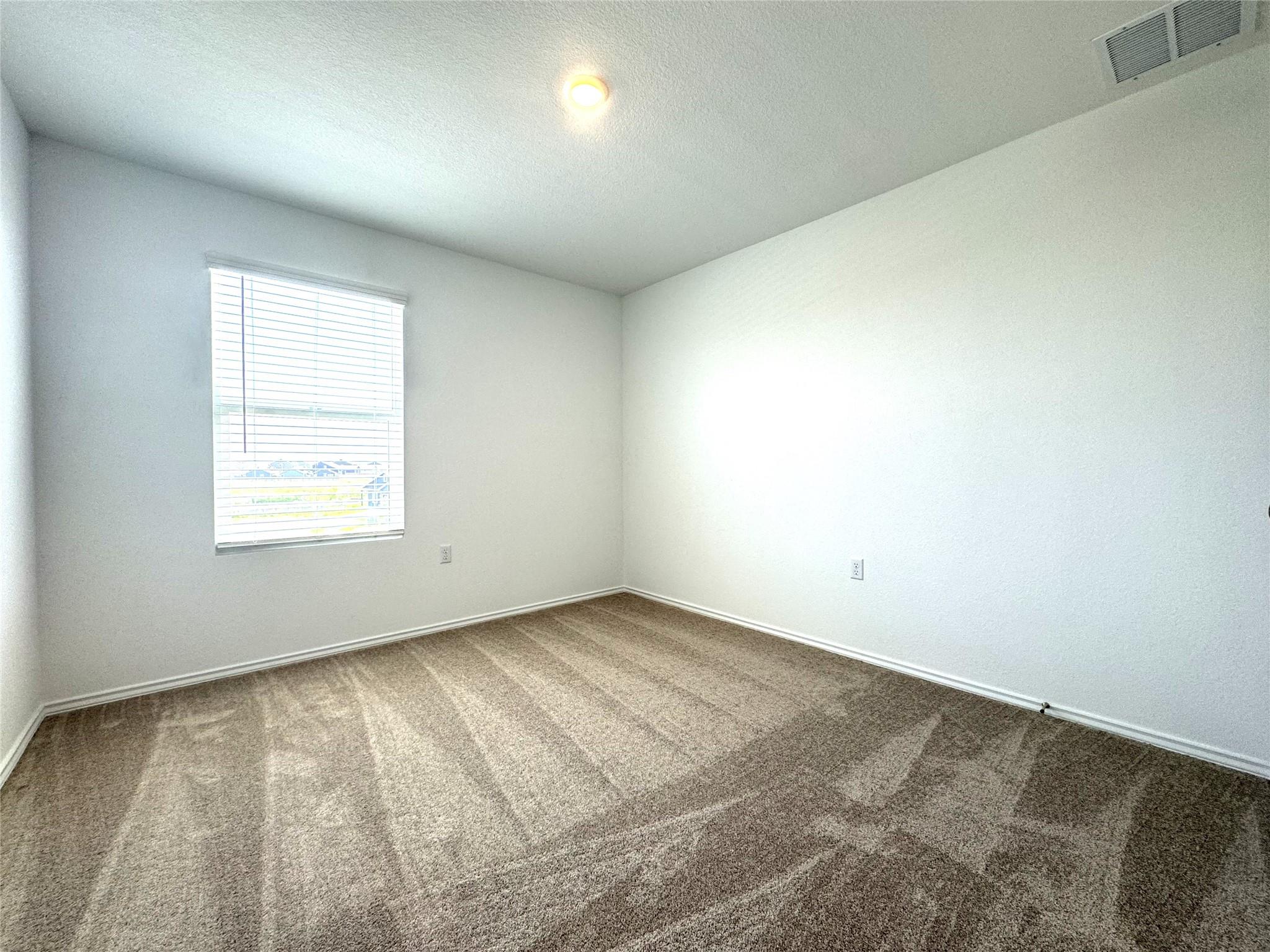 2720 Schwartz Ln Property Photo 12