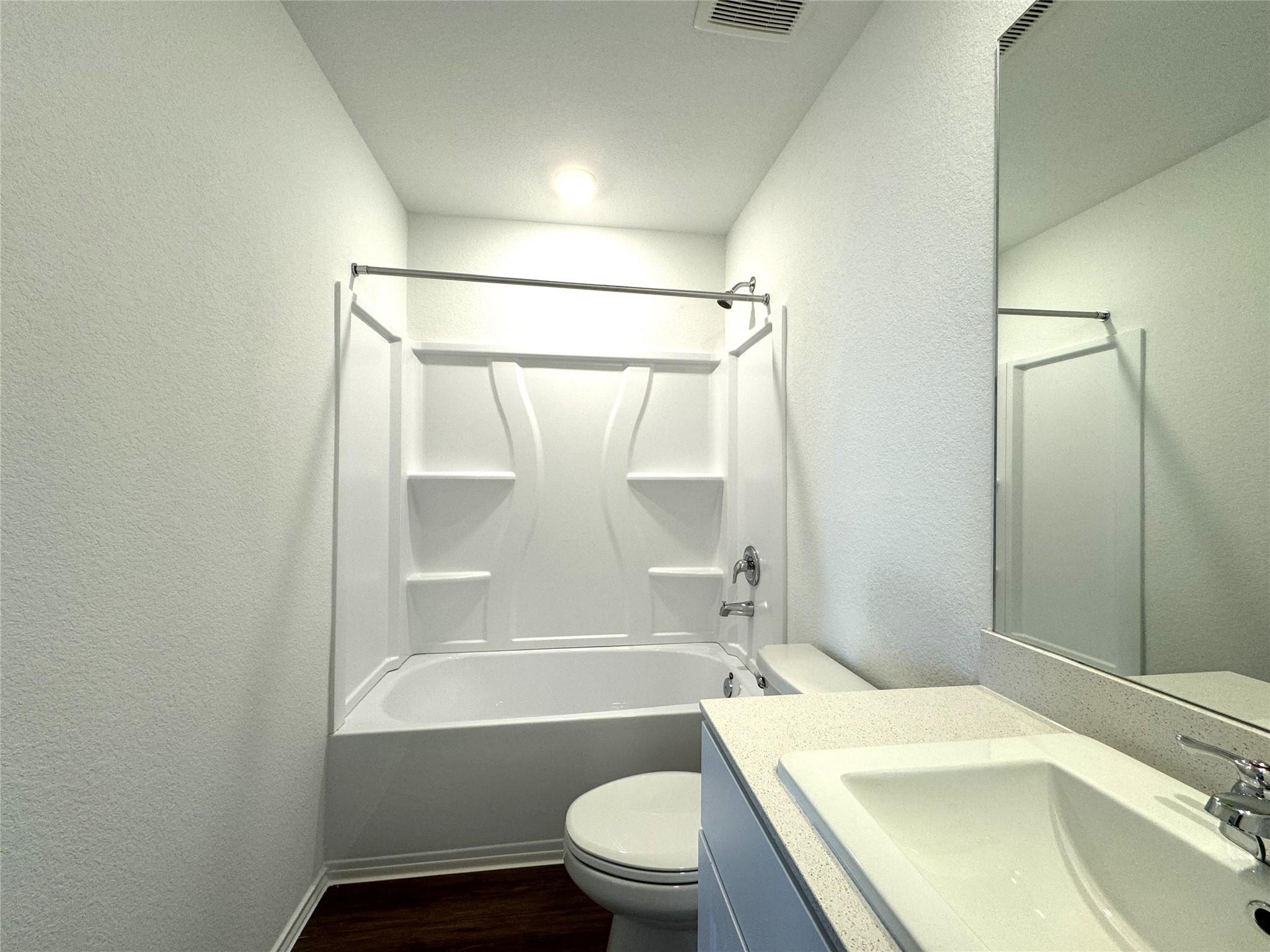2720 Schwartz Ln Property Photo 13