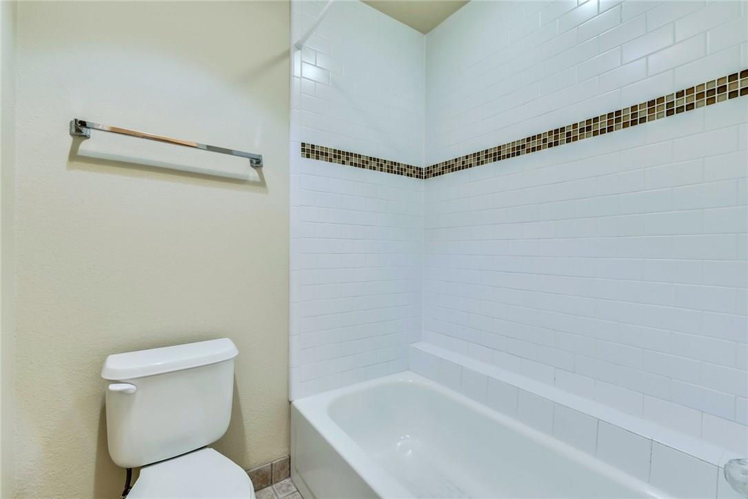 7685 Northcross Dr #221 Property Photo 12