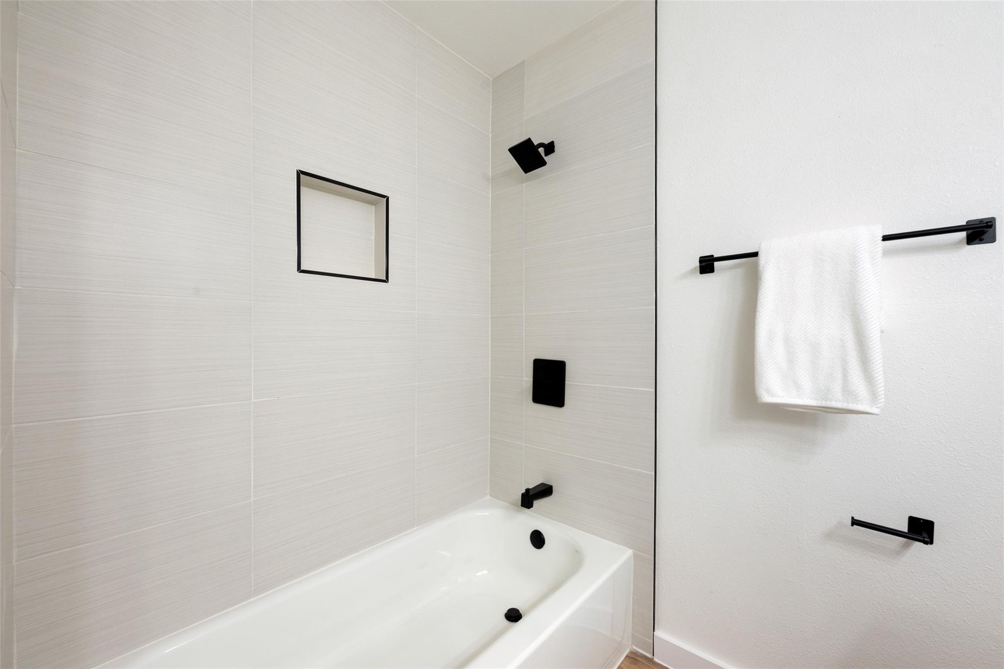 2311 Sheri Oak Ln Property Photo 31