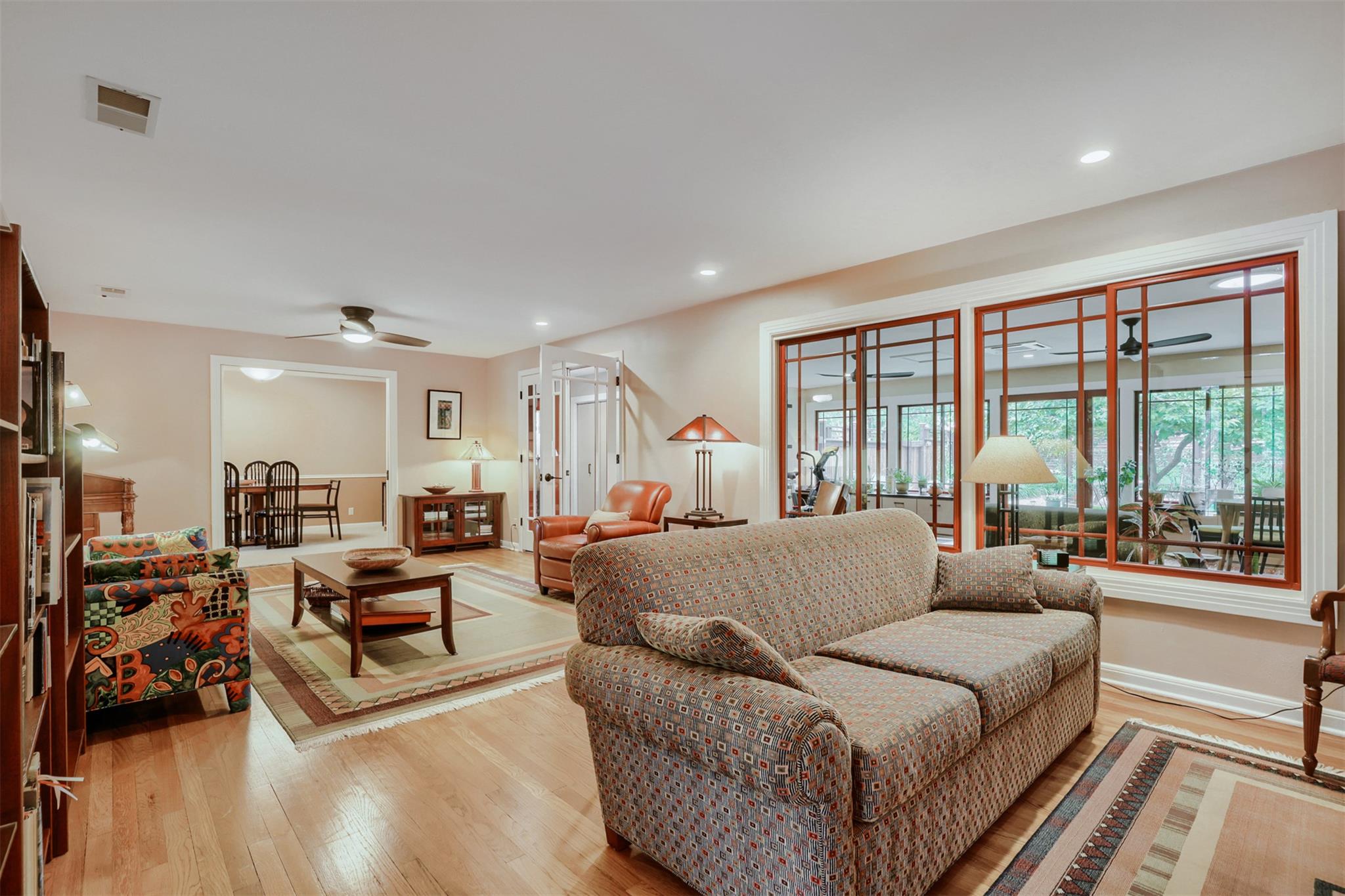 6011 Shoal Creek Blvd Property Photo 7
