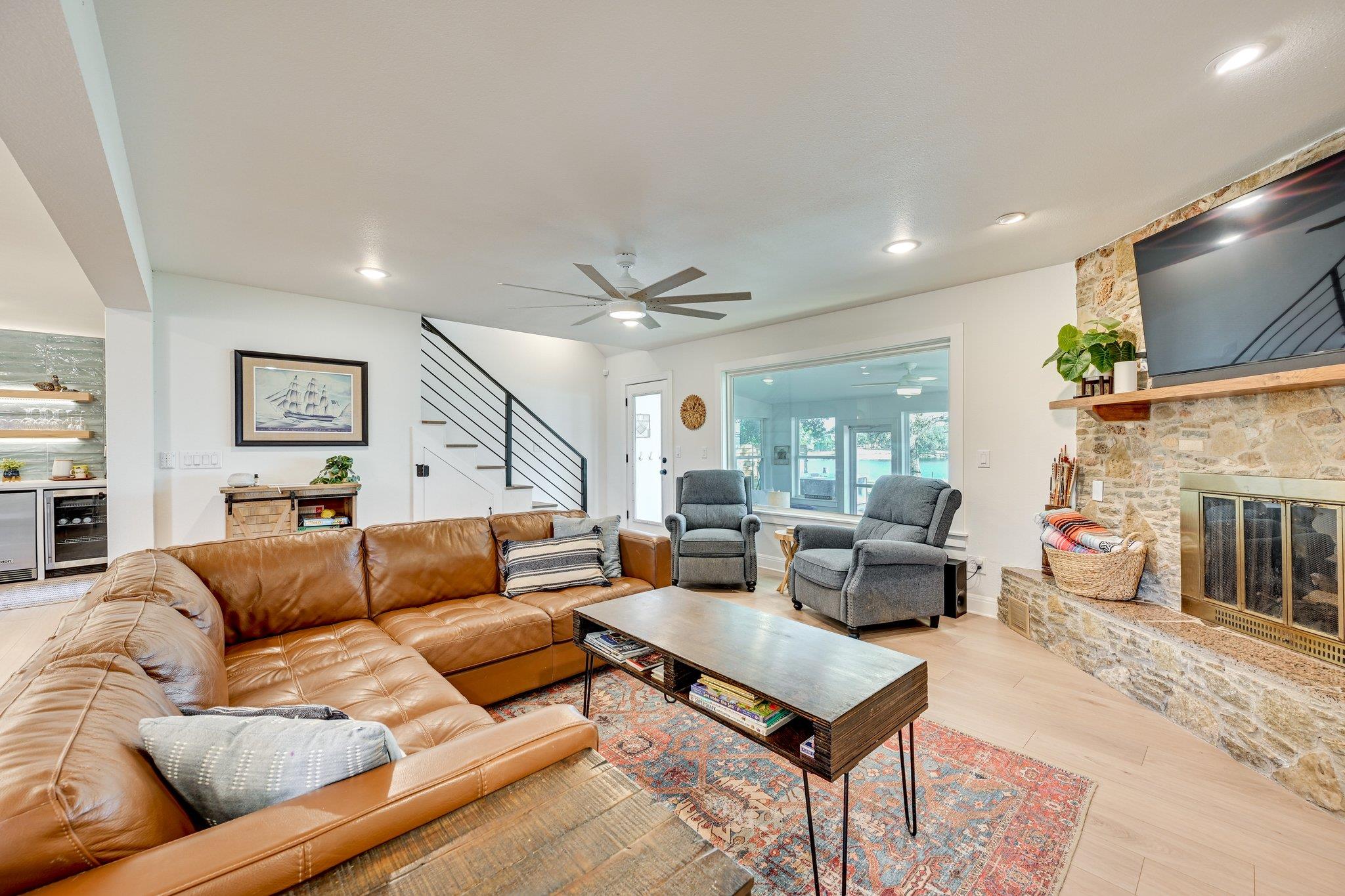 1644 Breezeway None Property Photo 6