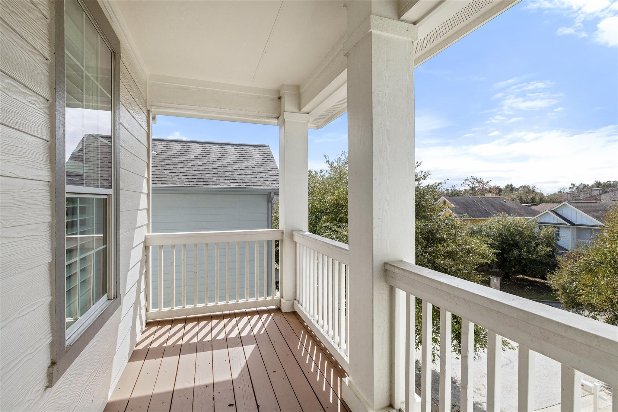 640 Twelve Oaks Ln Property Photo 18