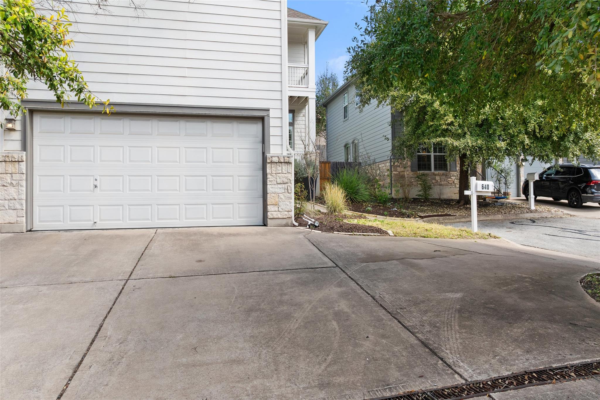 640 Twelve Oaks Ln Property Photo 39