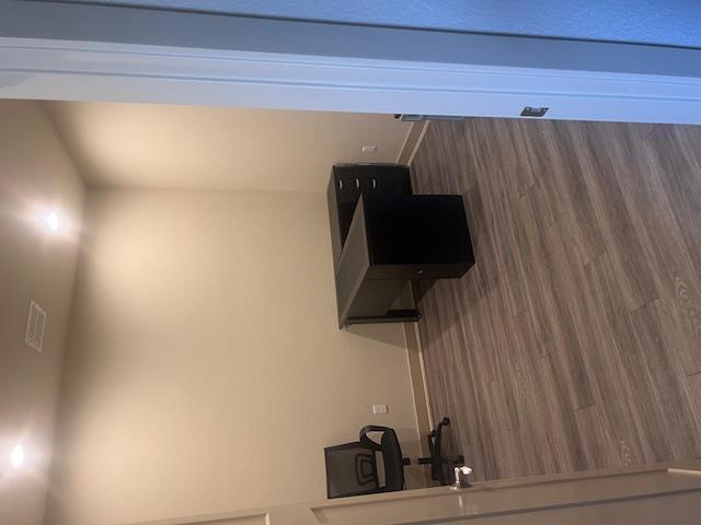 10824 E Crystal Falls Pkwy #503 Property Photo 8