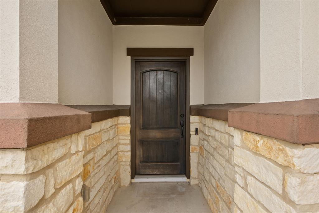6605 Verona Pl Property Photo 2