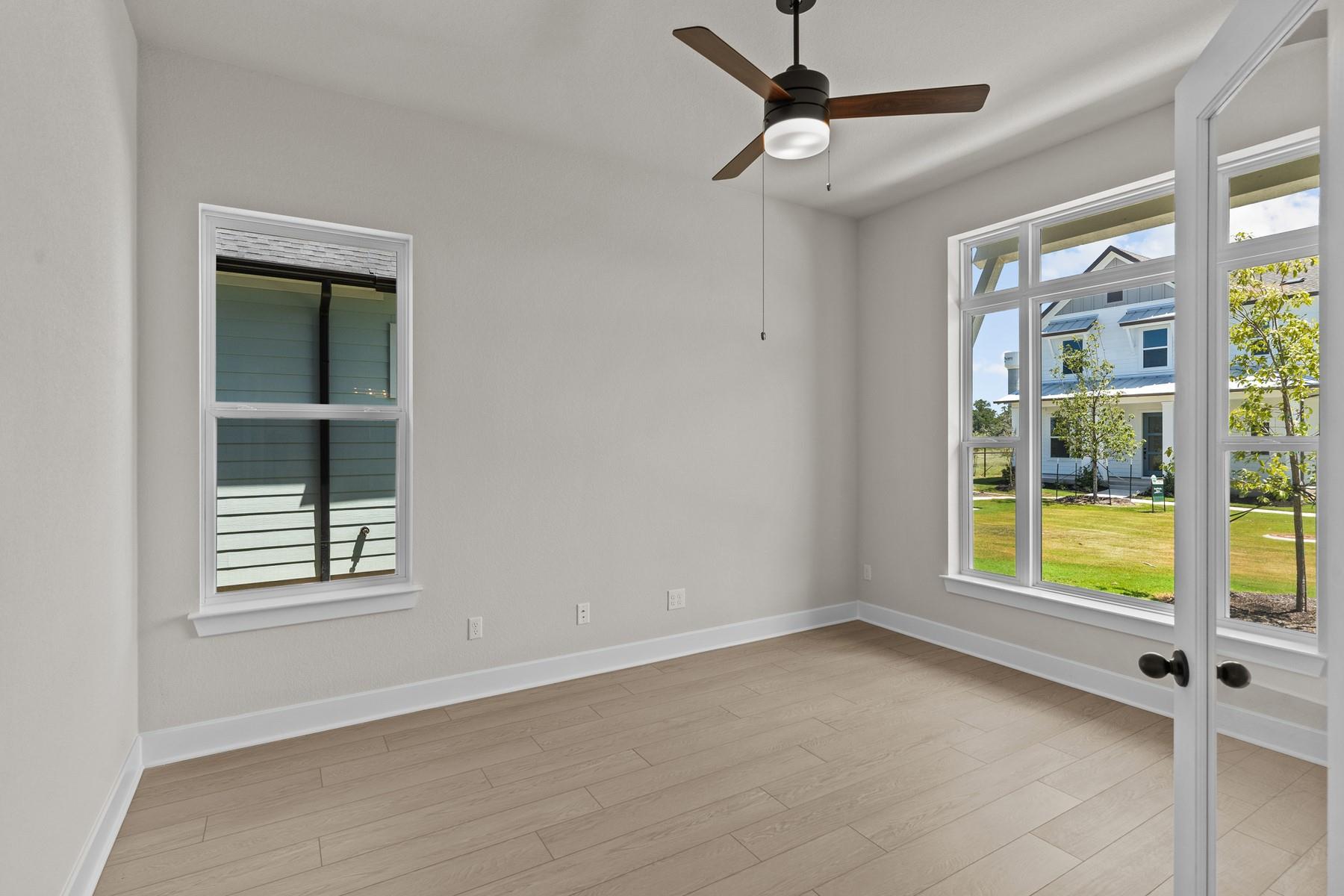 131 Gouda Dr Property Photo 4