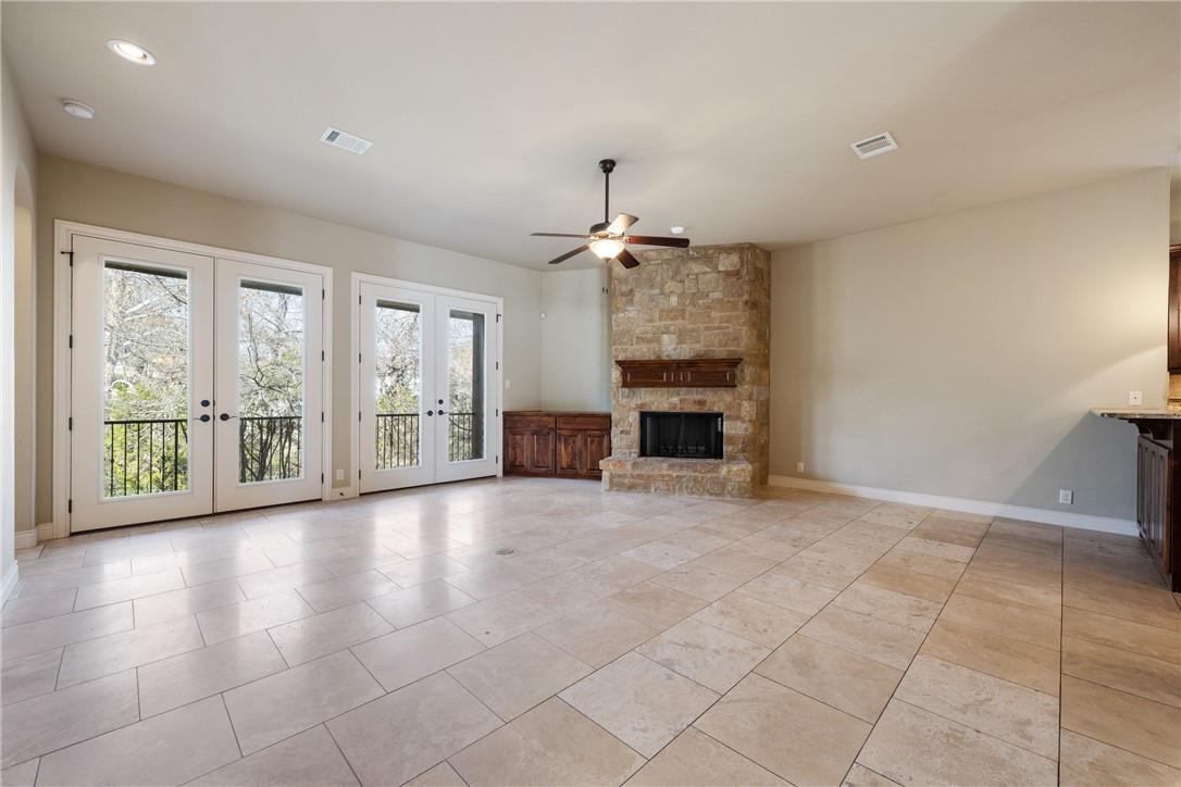 1 Chandon Ln Property Photo 3