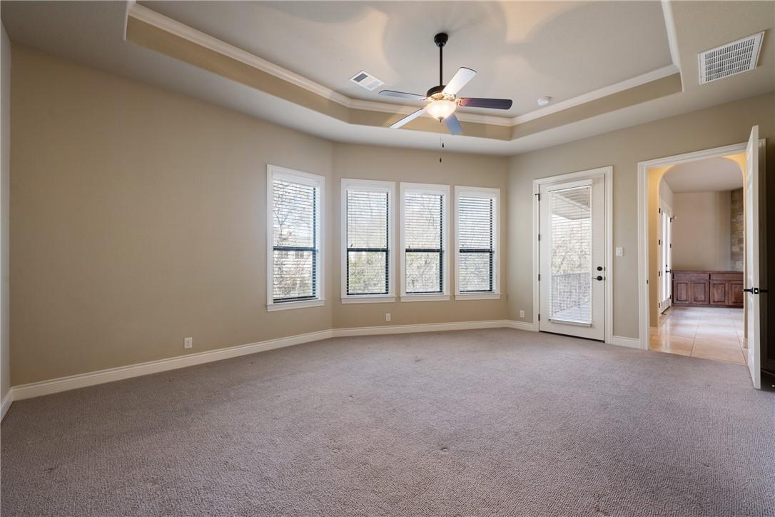 1 Chandon Ln Property Photo 12