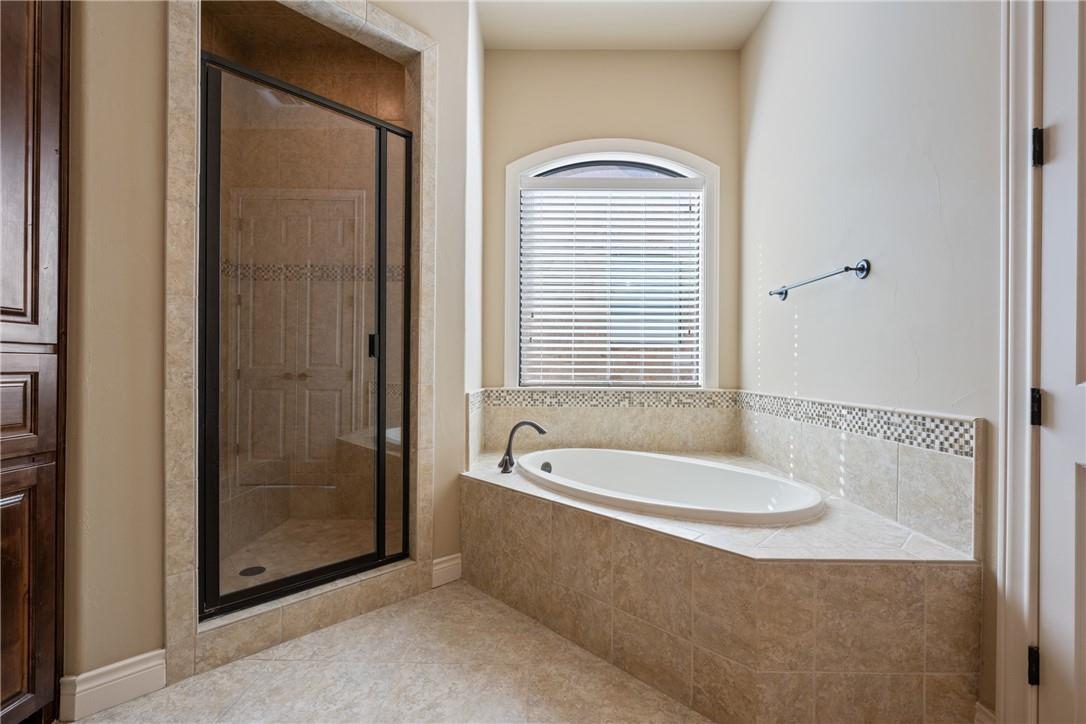 1 Chandon Ln Property Photo 17