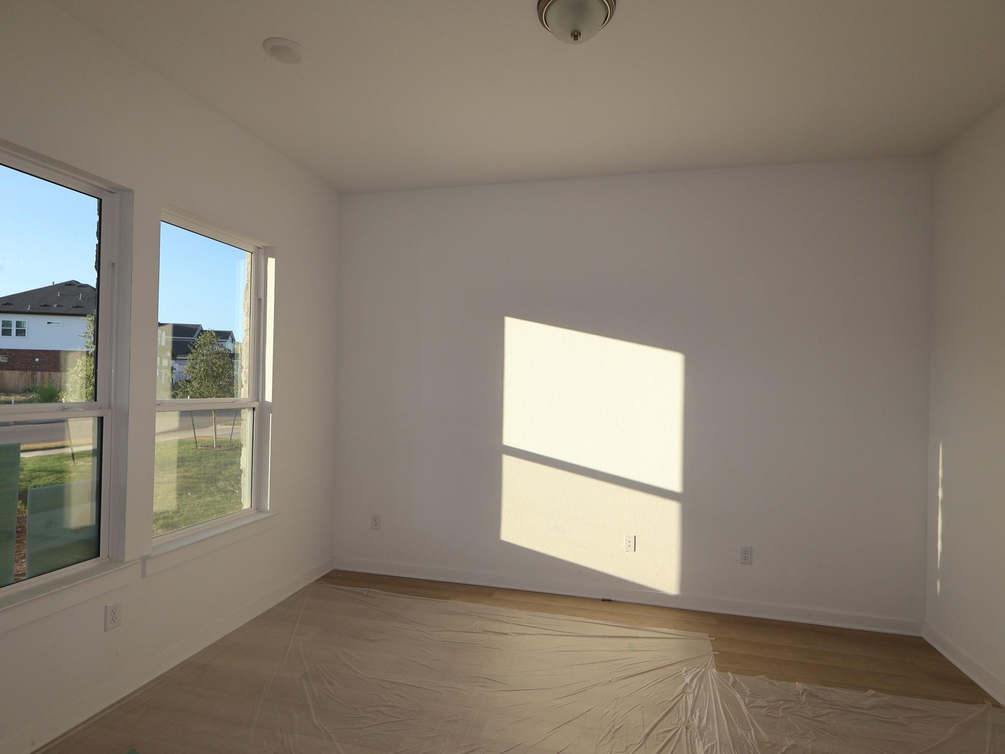 4020 Fulton Dr Property Photo 11