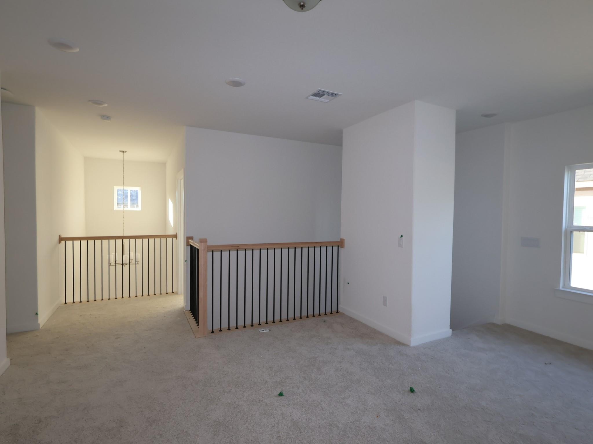 4020 Fulton Dr Property Photo 13