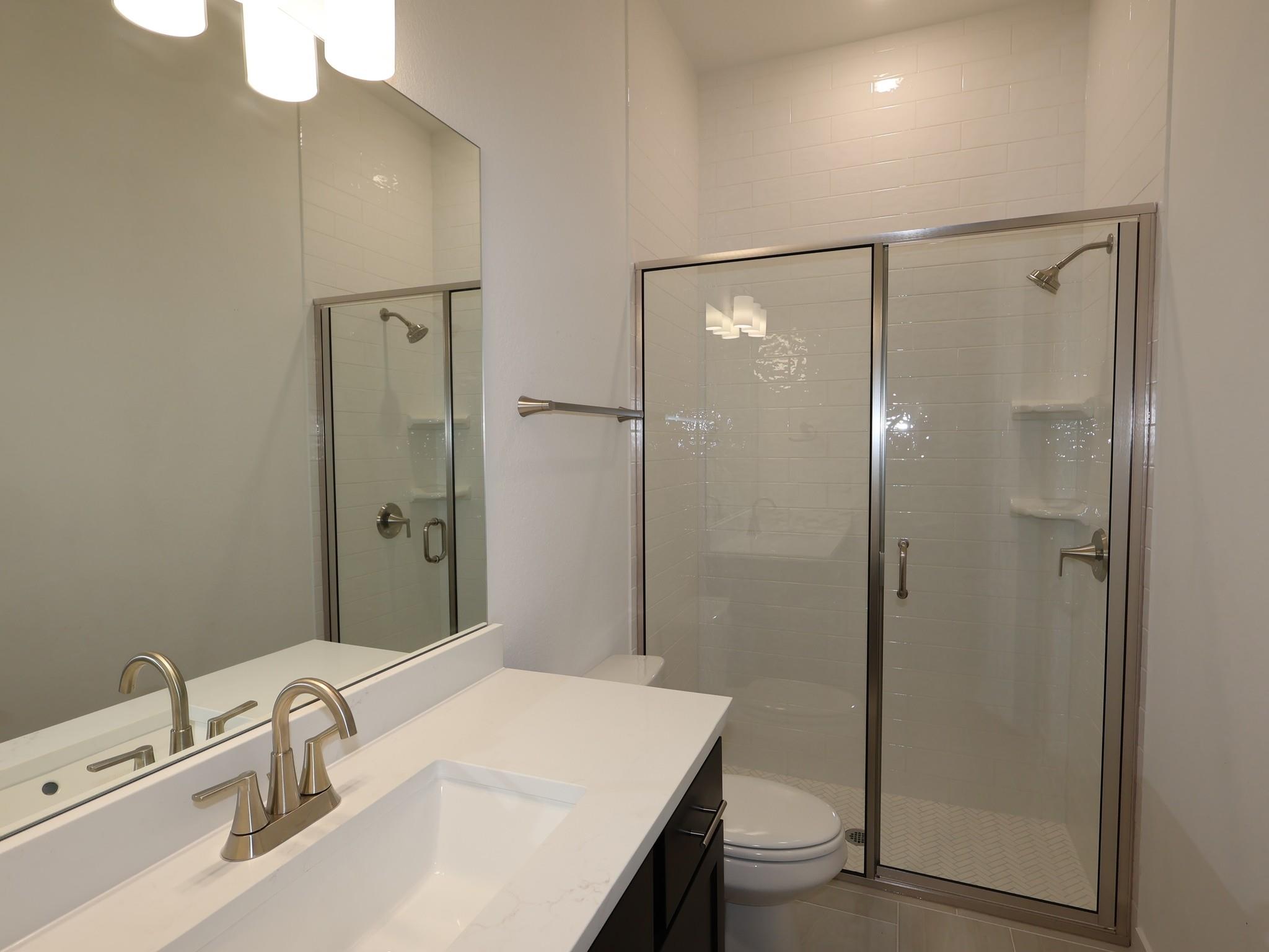 4020 Fulton Dr Property Photo 13