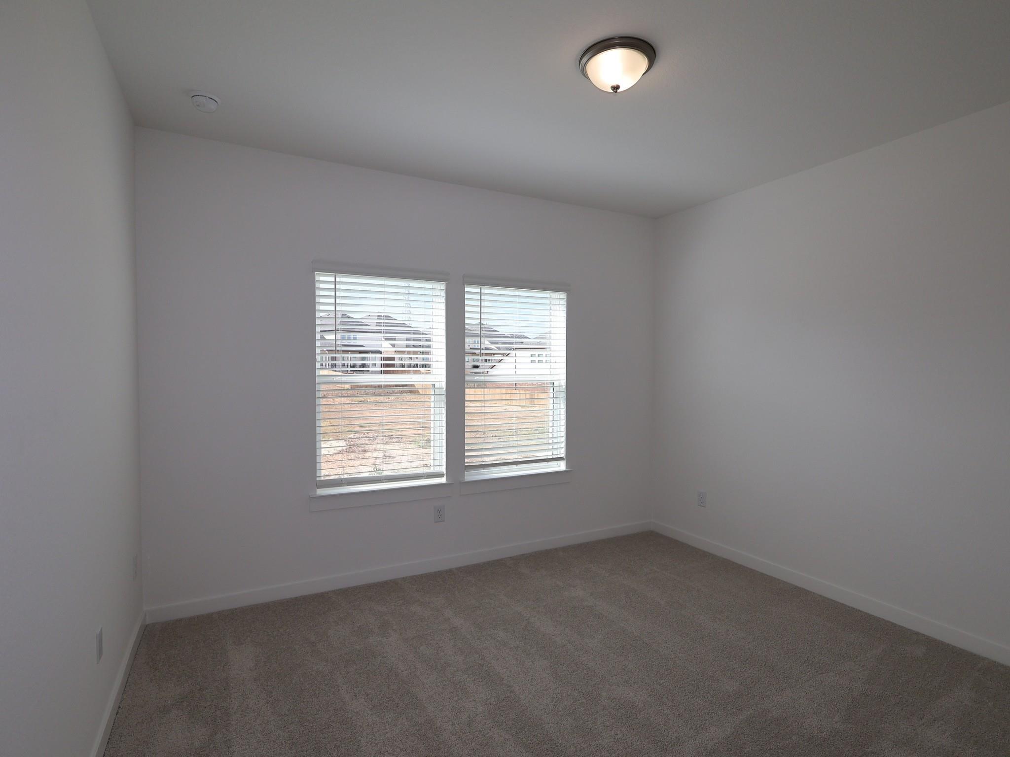 4020 Fulton Dr Property Photo 17