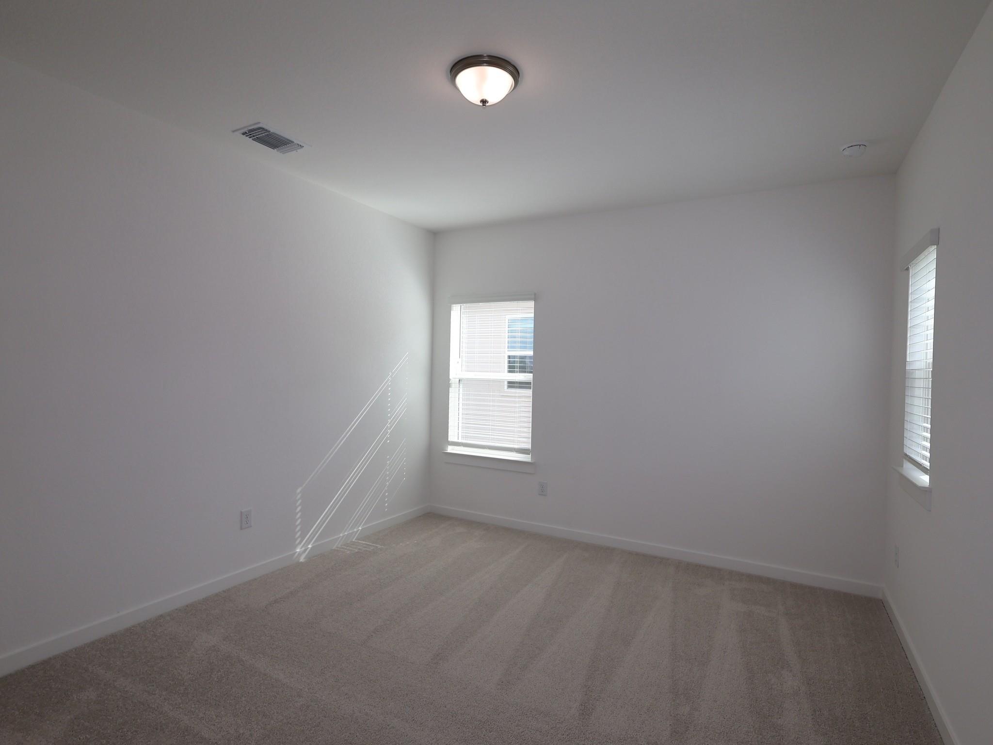 4020 Fulton Dr Property Photo 19