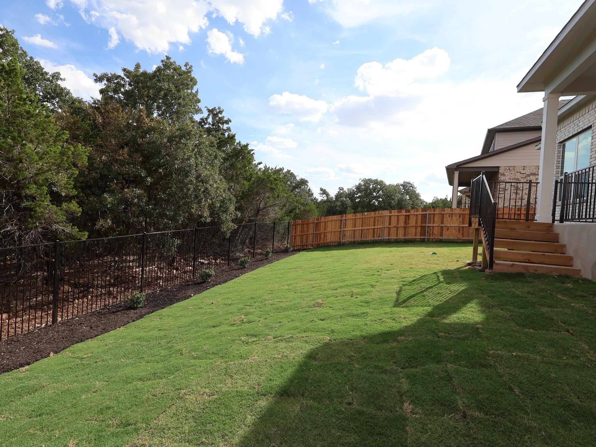 4020 Fulton Dr Property Photo 23