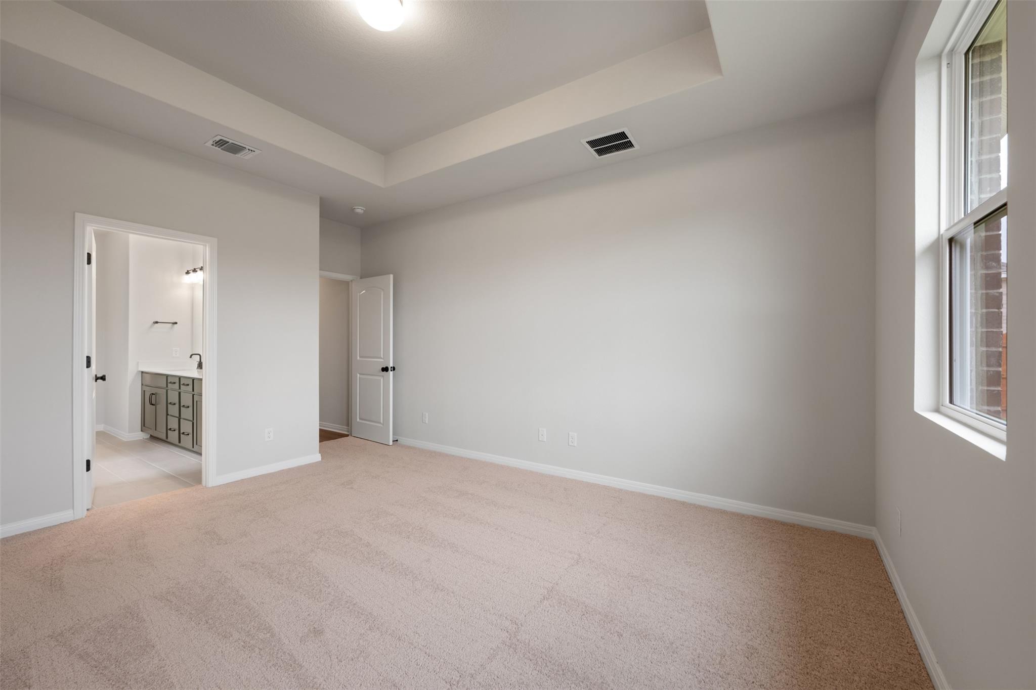 553 Redding Way Property Photo 30