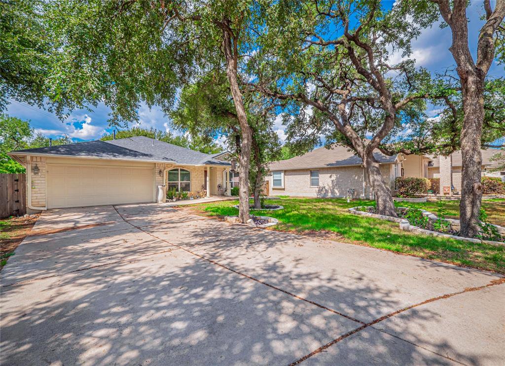 305 Dayna Cv Property Photo 2