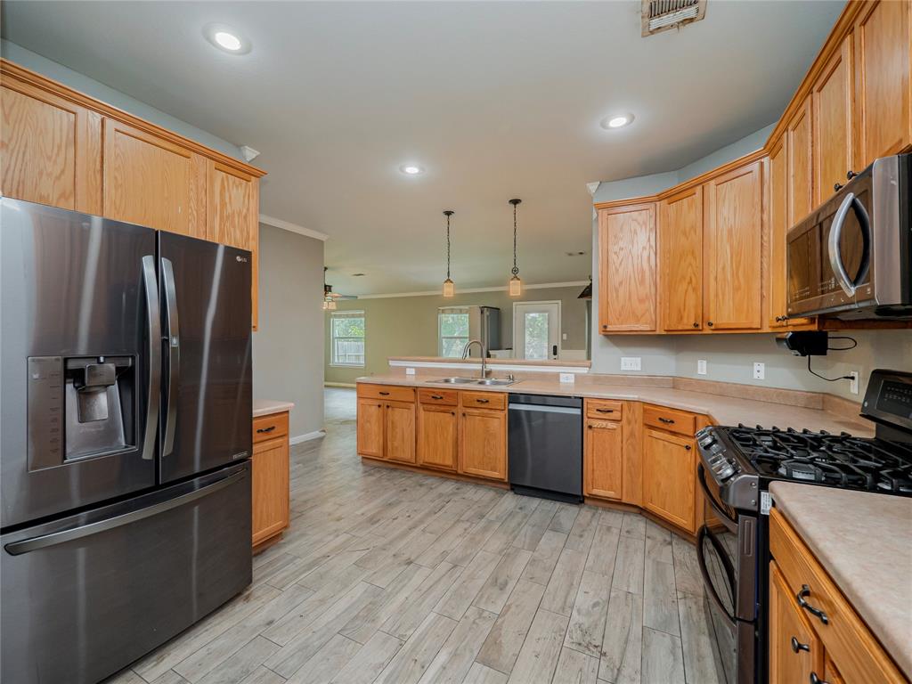 305 Dayna Cv Property Photo 17