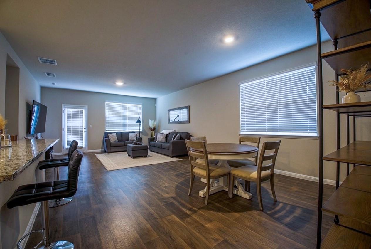 102 Rainmaker Cv Property Photo 8